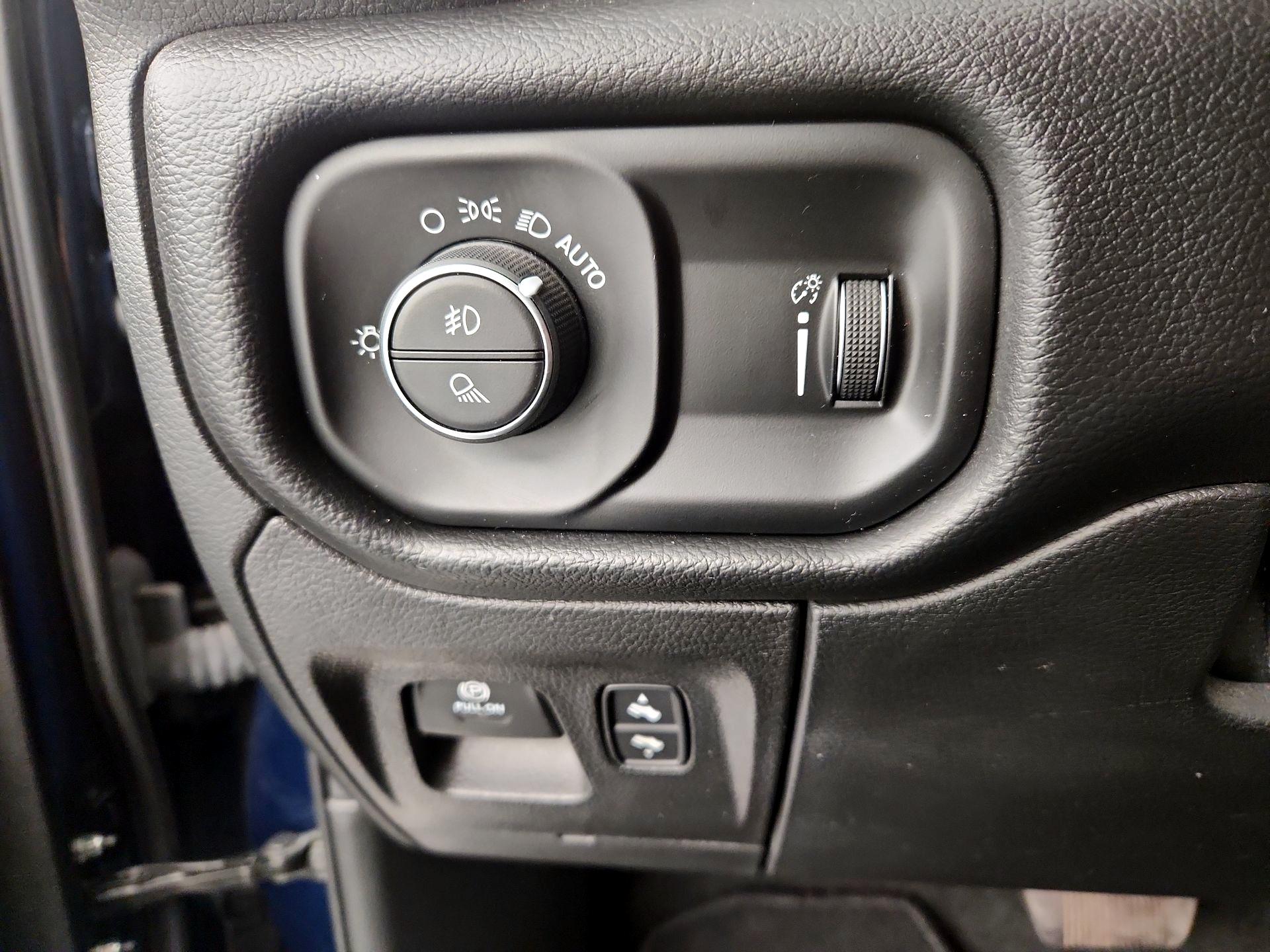 Thumbnail: 2022 RAM 1500 - 13