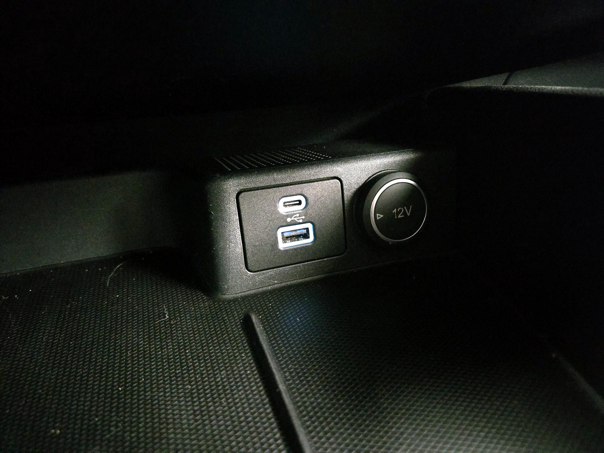 Thumbnail: 2021 Ford Escape - 19