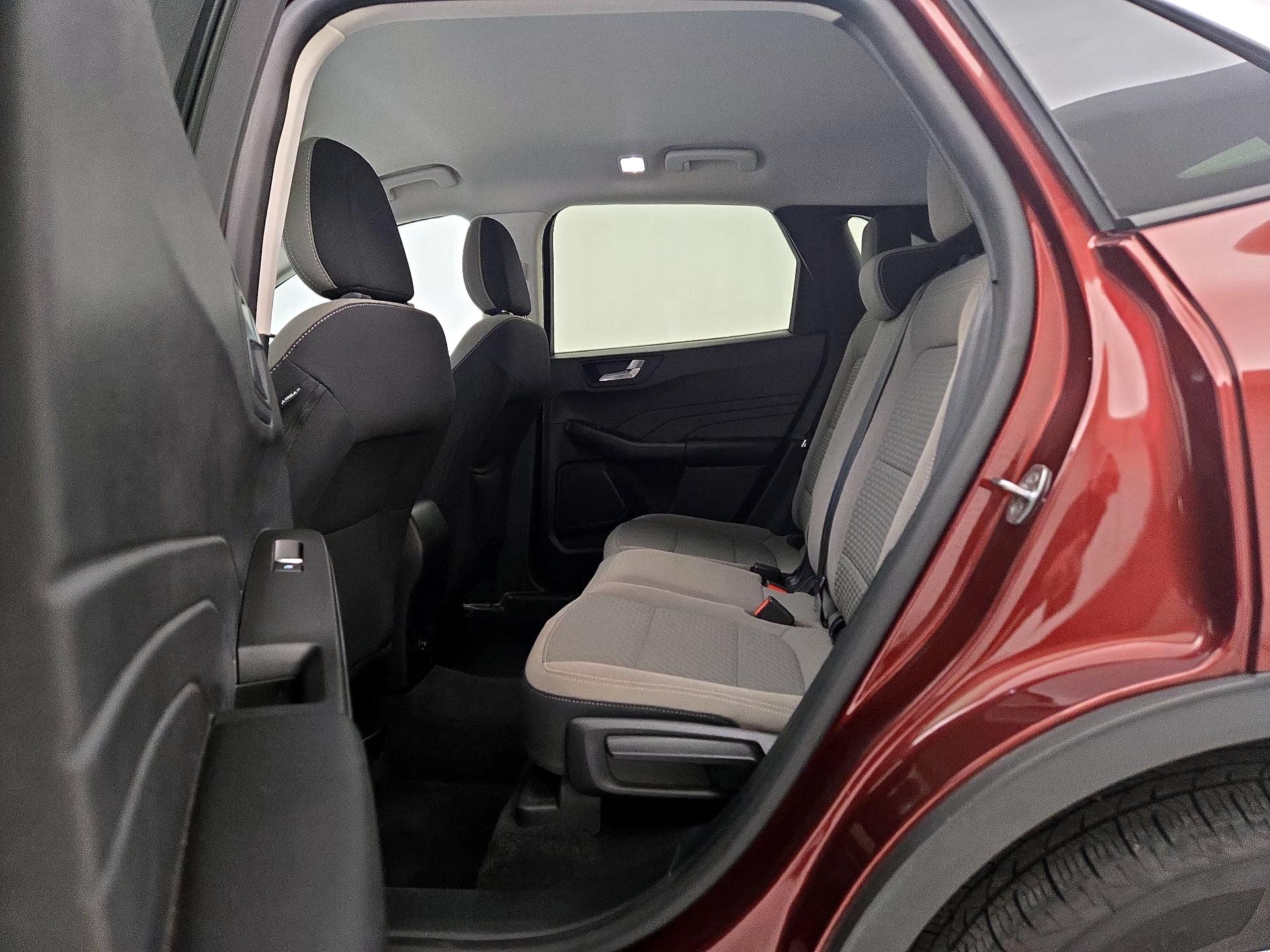 Thumbnail: 2021 Ford Escape - 20