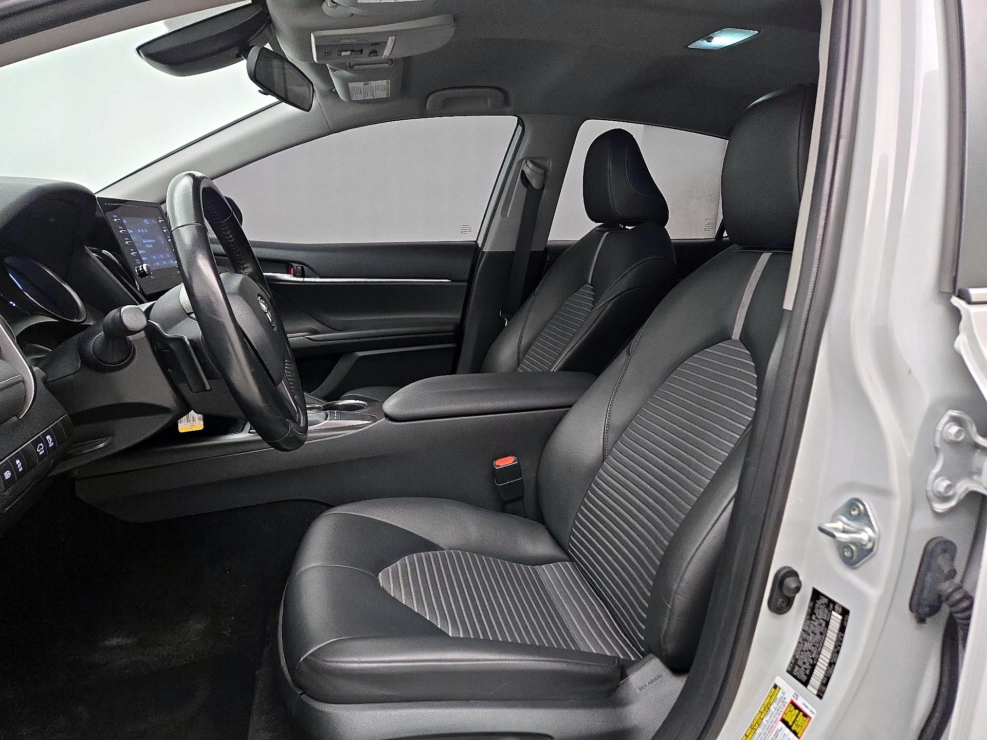 Thumbnail: 2023 Toyota Camry - 11