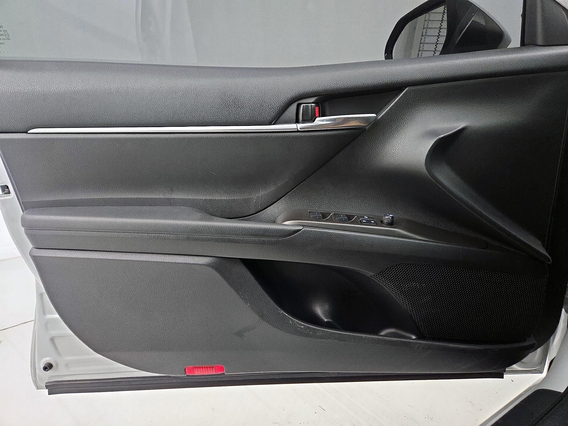 Thumbnail: 2023 Toyota Camry - 12