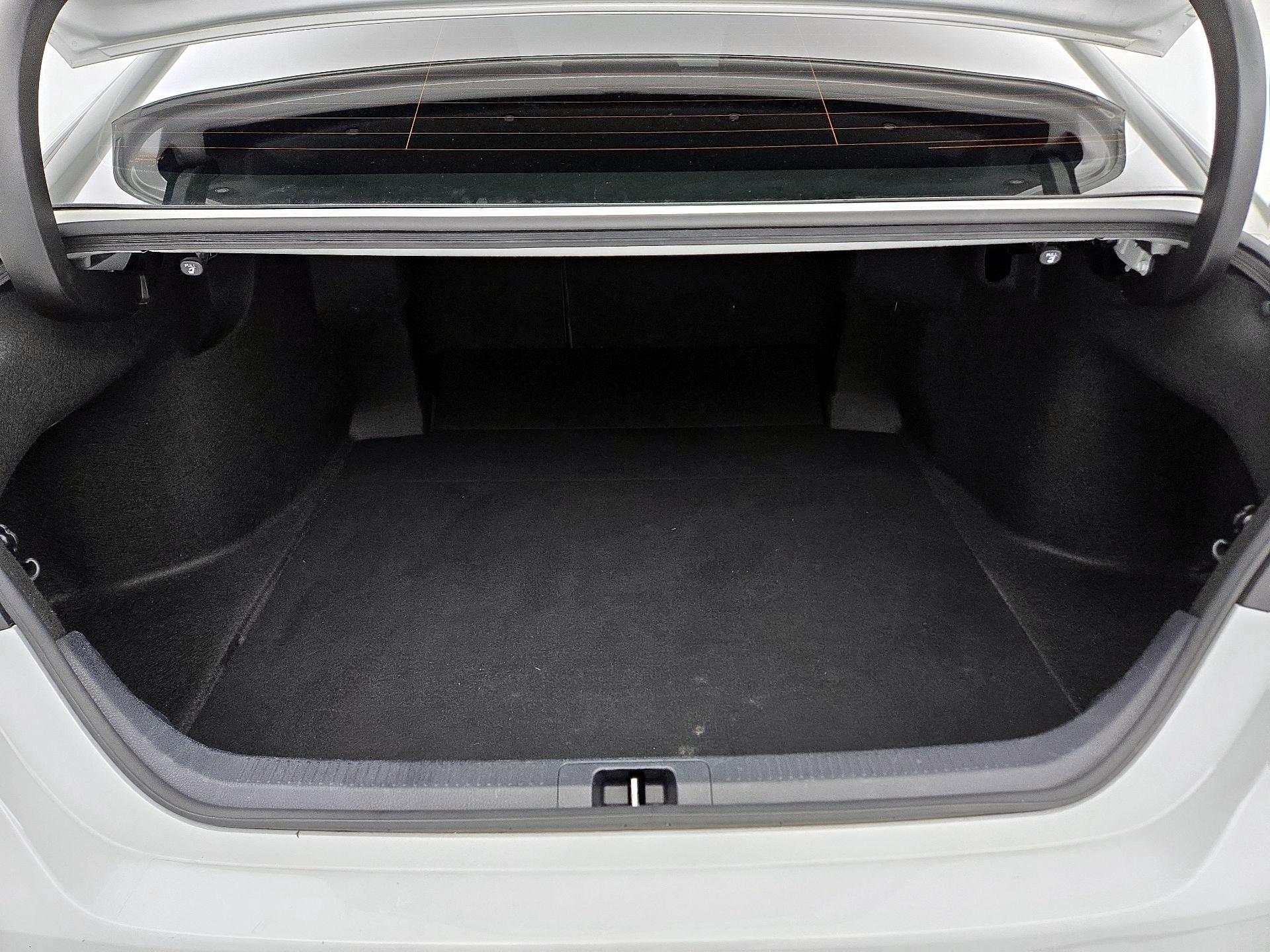 Thumbnail: 2023 Toyota Camry - 20