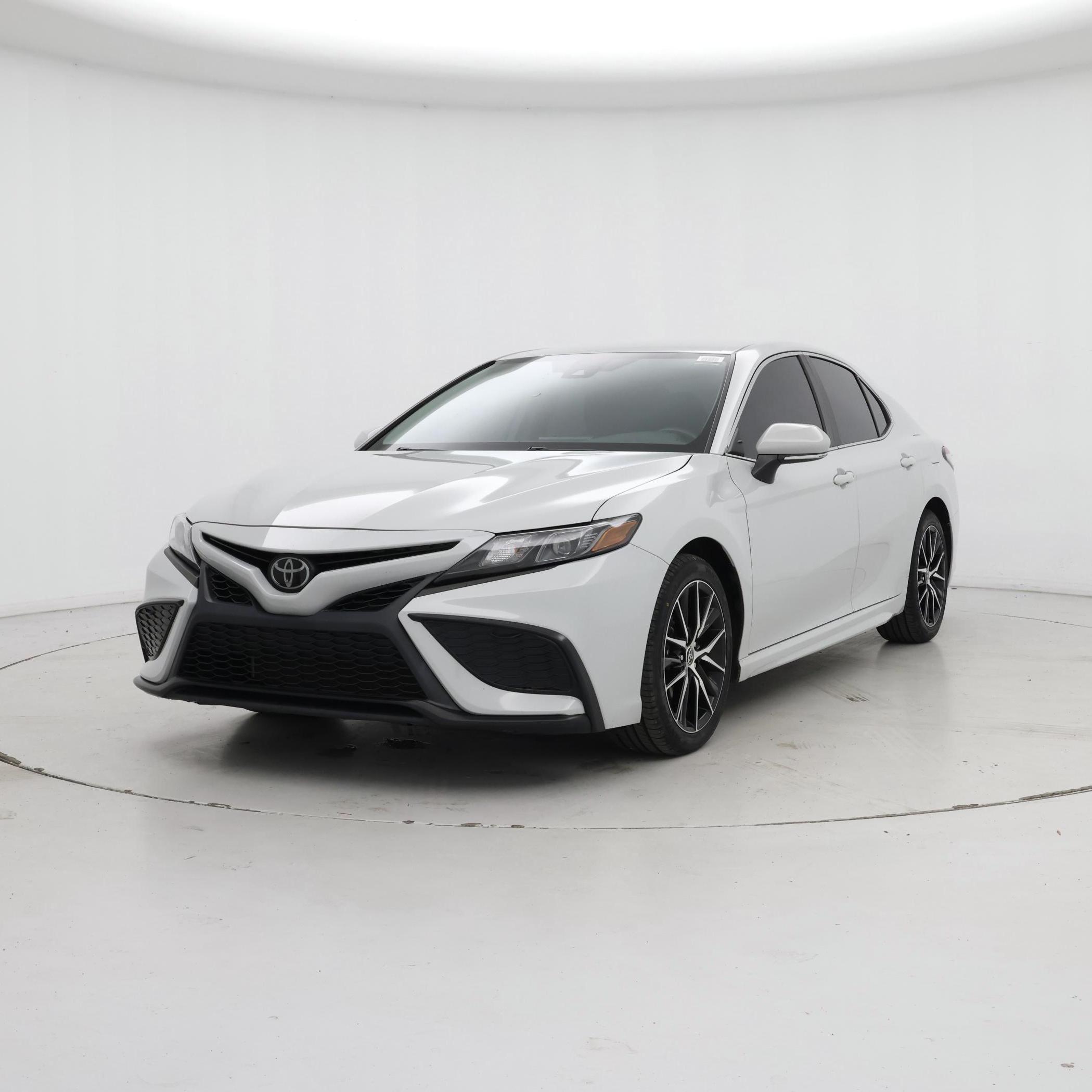 Thumbnail: 2023 Toyota Camry - 4