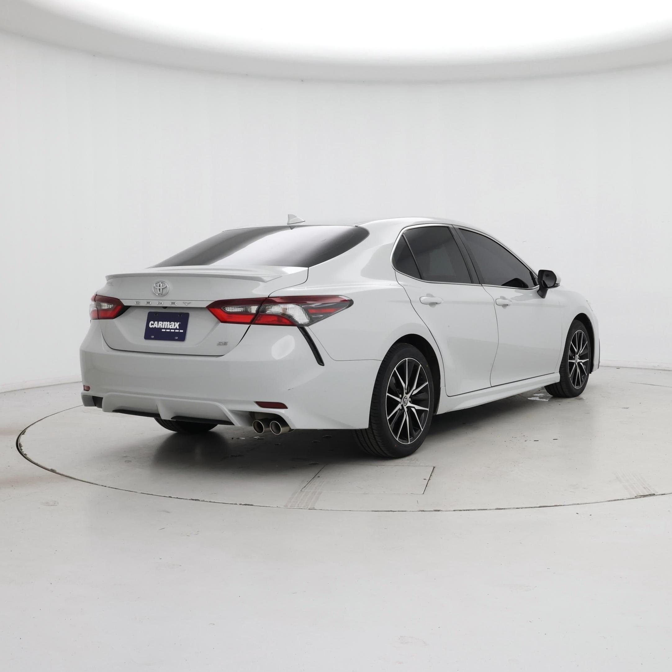 Thumbnail: 2023 Toyota Camry - 8