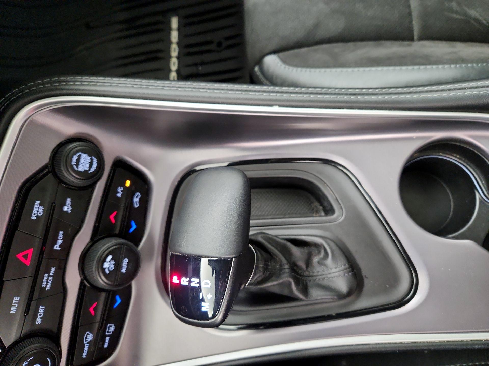 Thumbnail: 2020 Dodge Challenger - 17