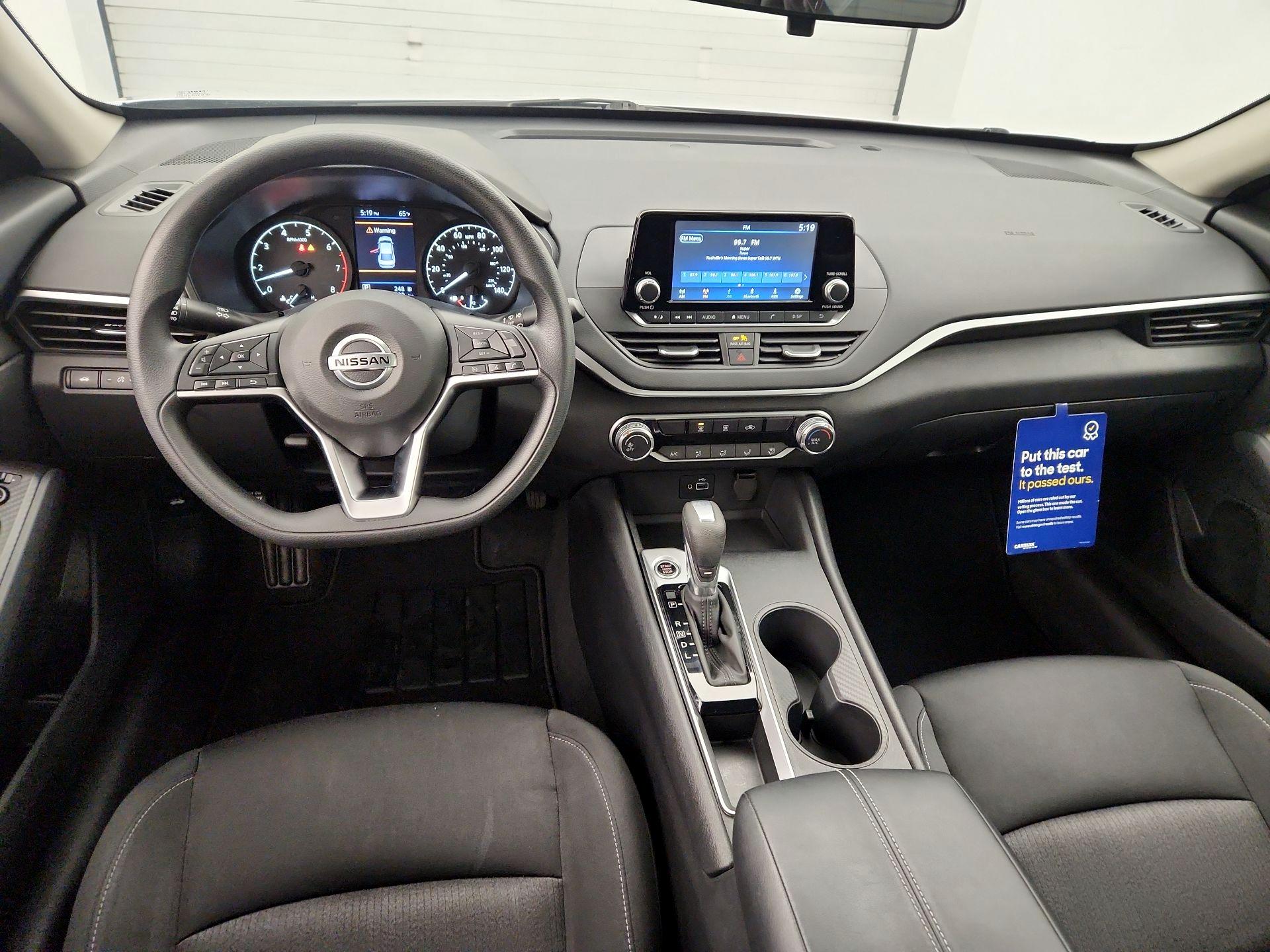 Thumbnail: 2022 Nissan Altima - 9