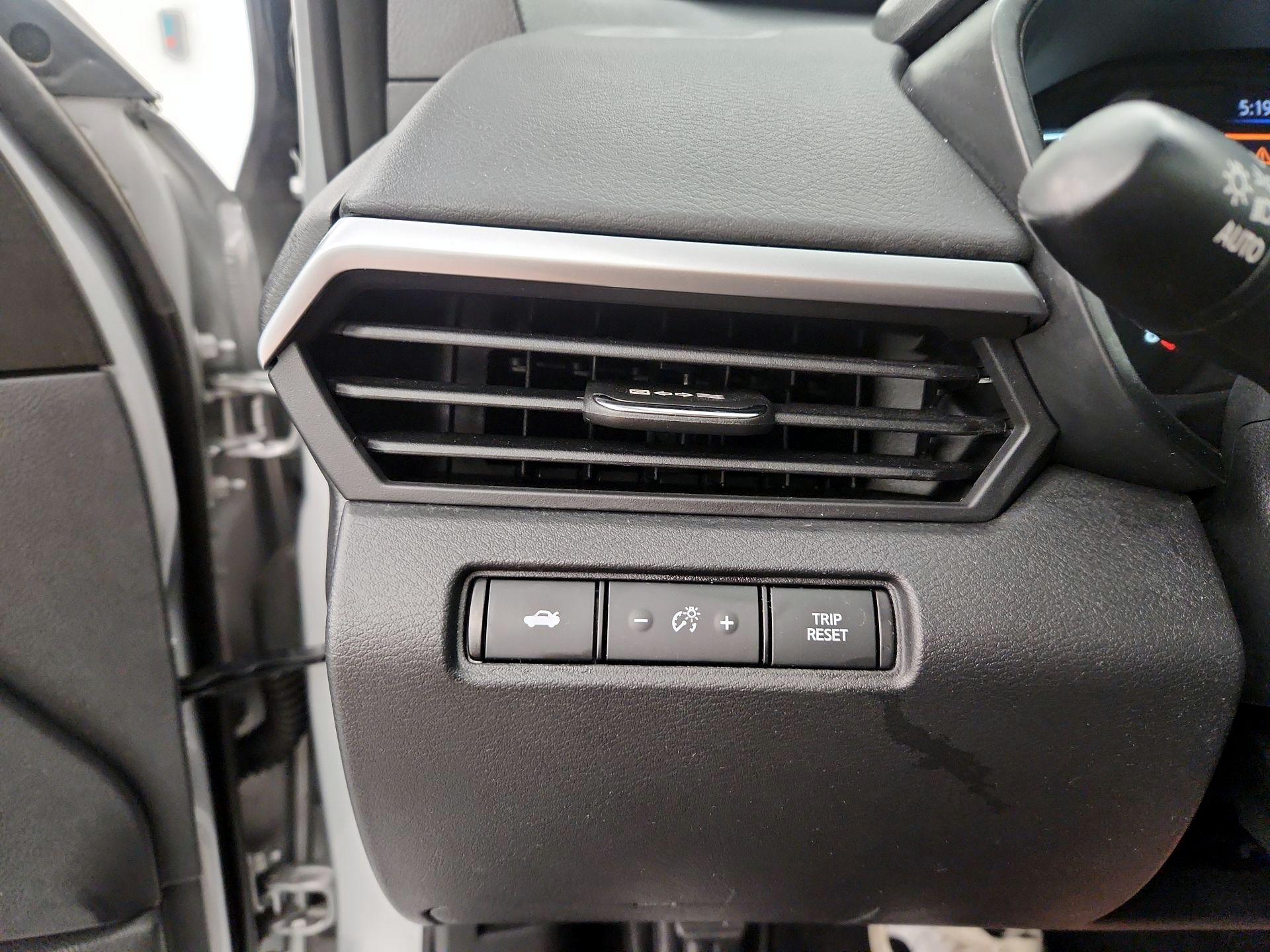 Thumbnail: 2022 Nissan Altima - 13