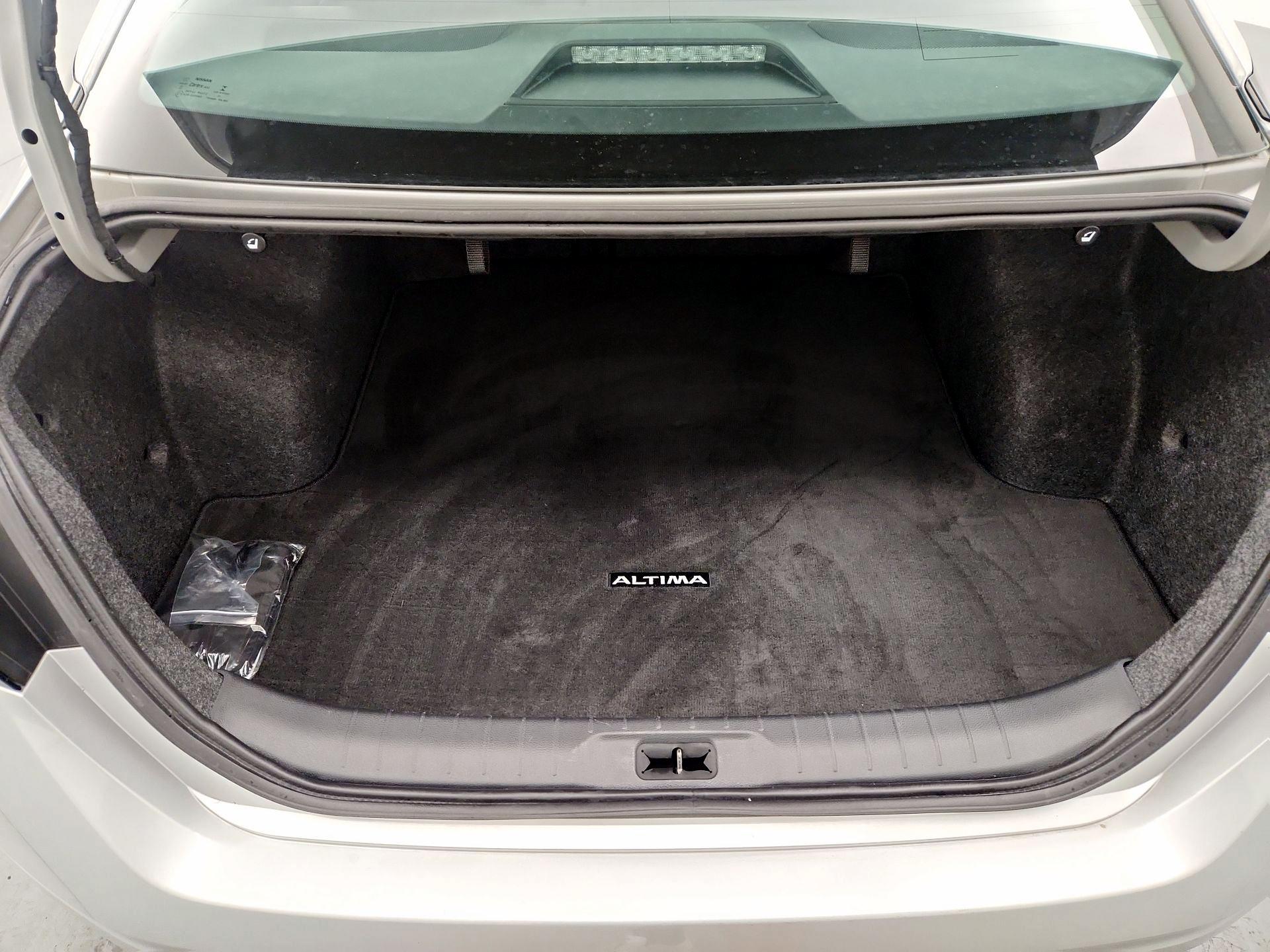 Thumbnail: 2022 Nissan Altima - 20