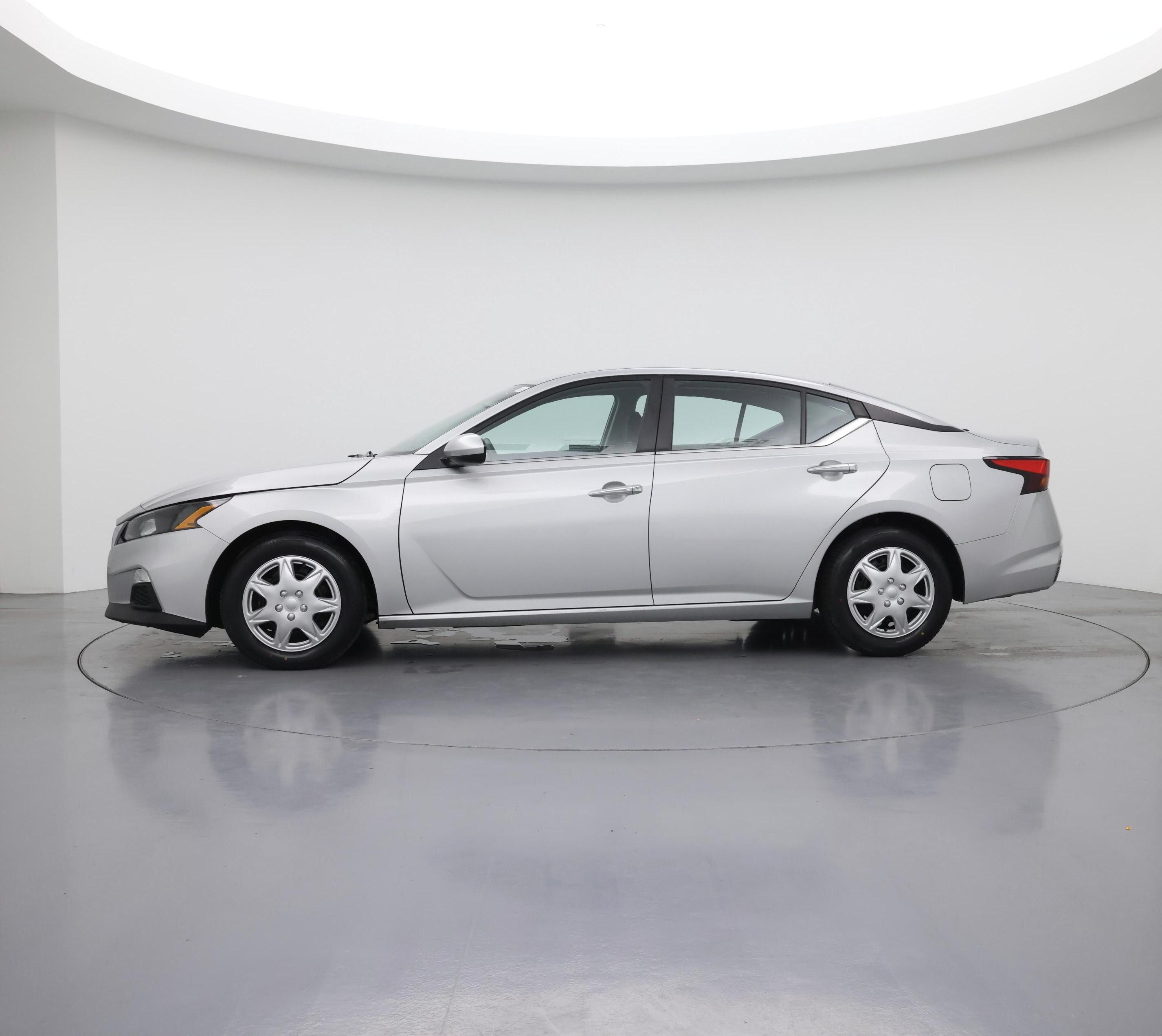 Thumbnail: 2022 Nissan Altima - 3