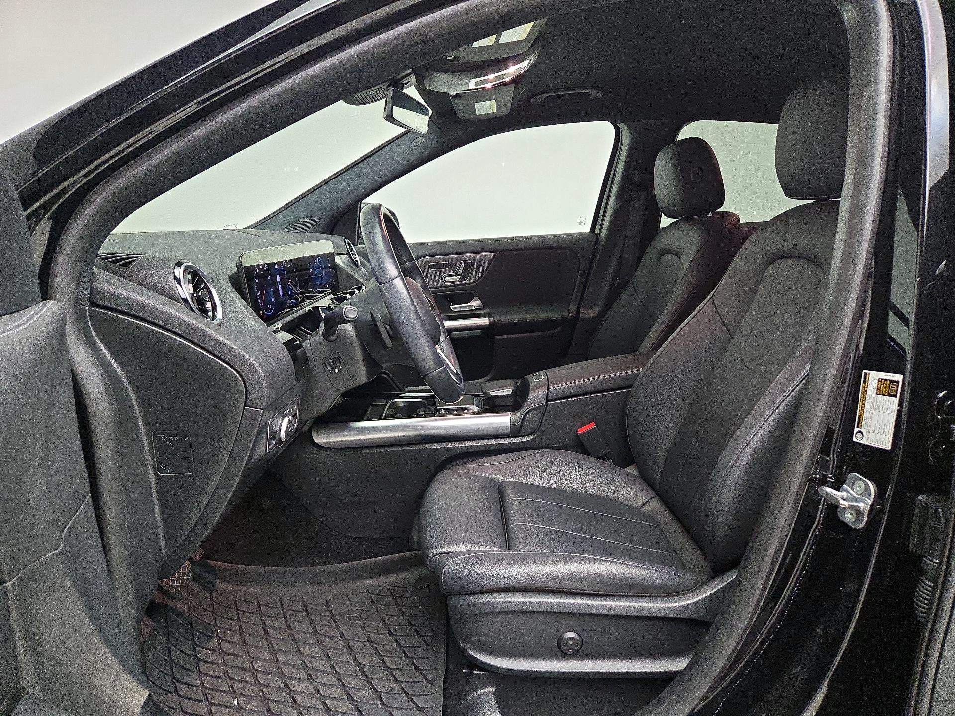 Thumbnail: 2023 Mercedes-Benz GLA - 11