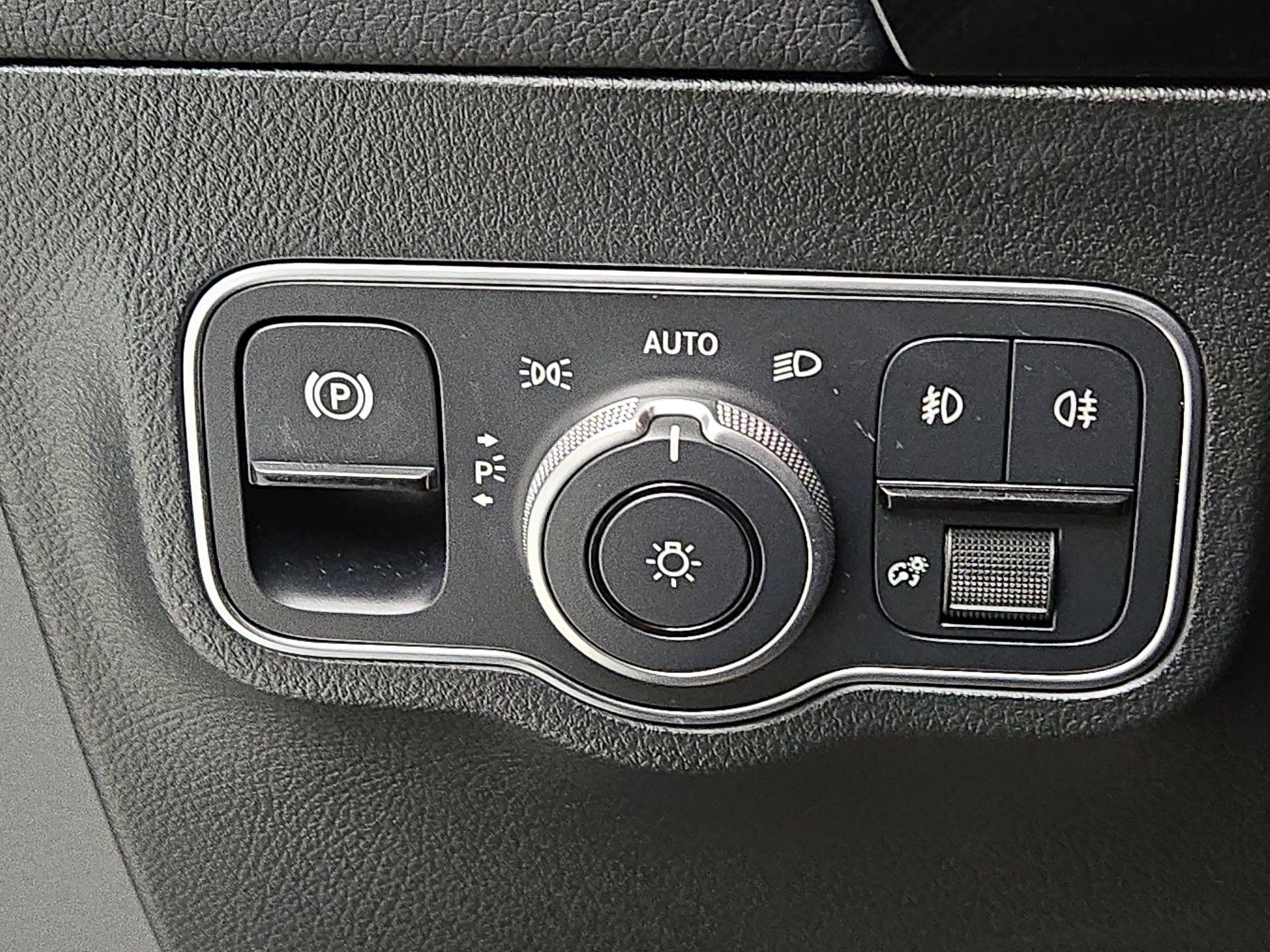 Thumbnail: 2023 Mercedes-Benz GLA - 13