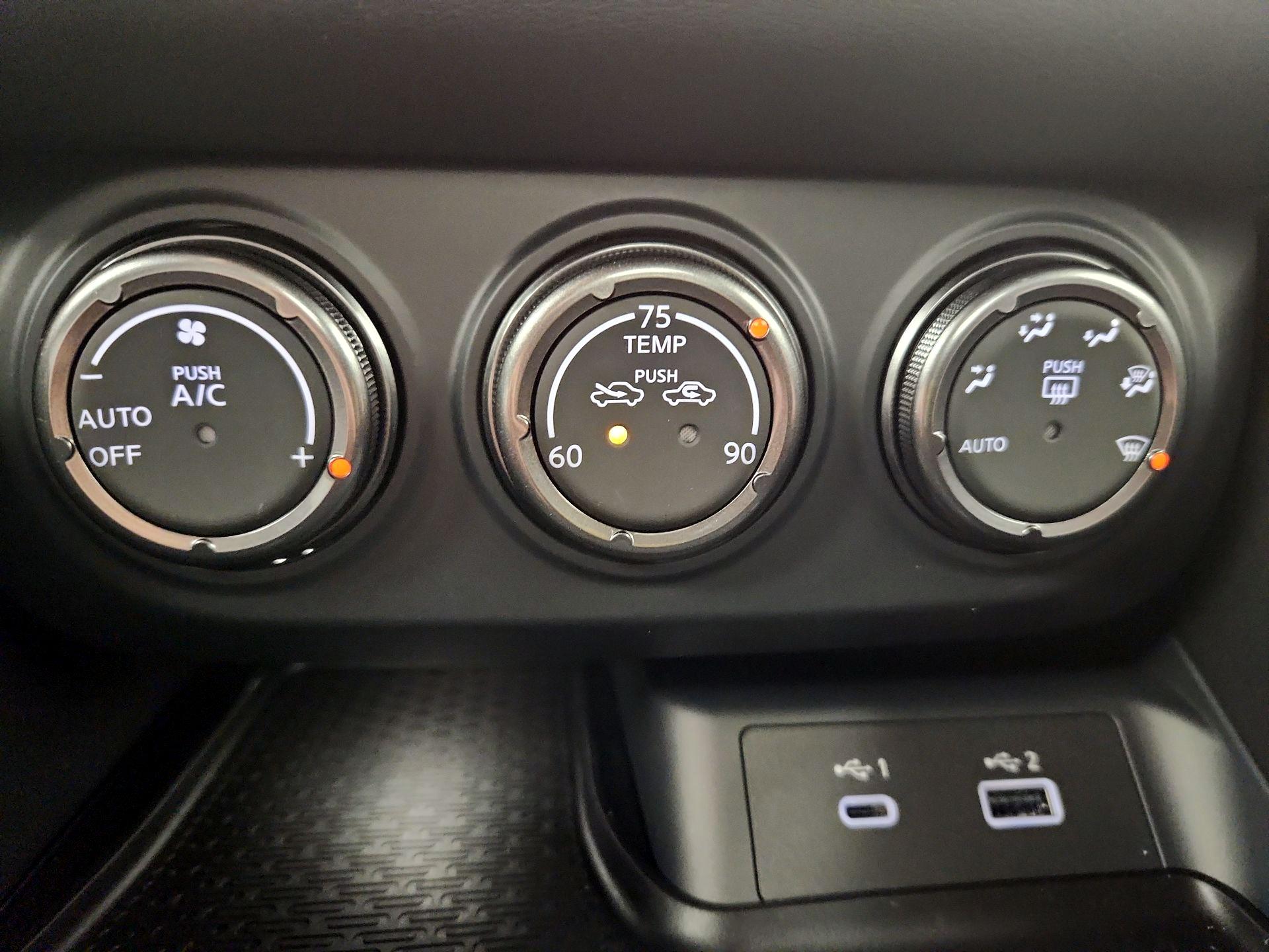 Thumbnail: 2024 Nissan Z - 17