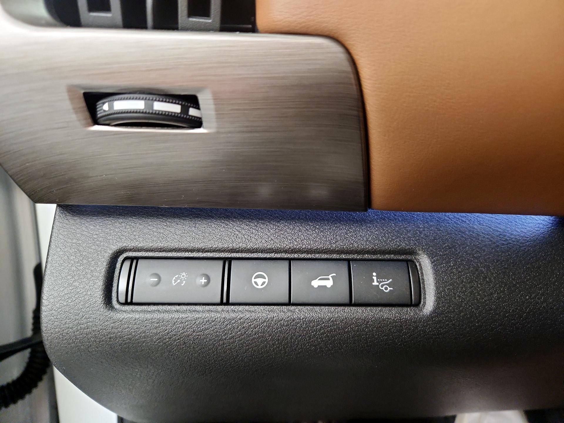 Thumbnail: 2024 Nissan Pathfinder - 13