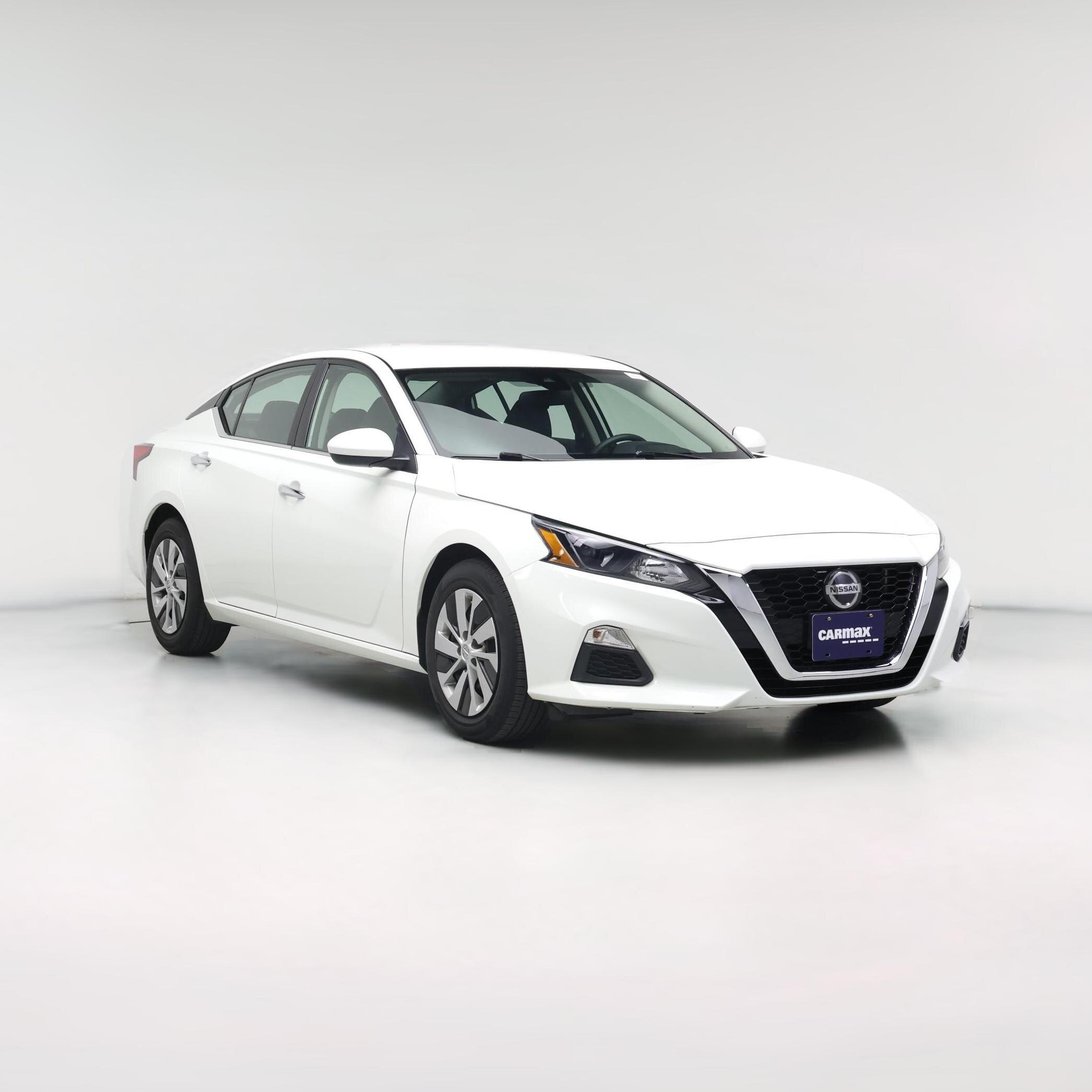 Thumbnail: 2022 Nissan Altima - 1