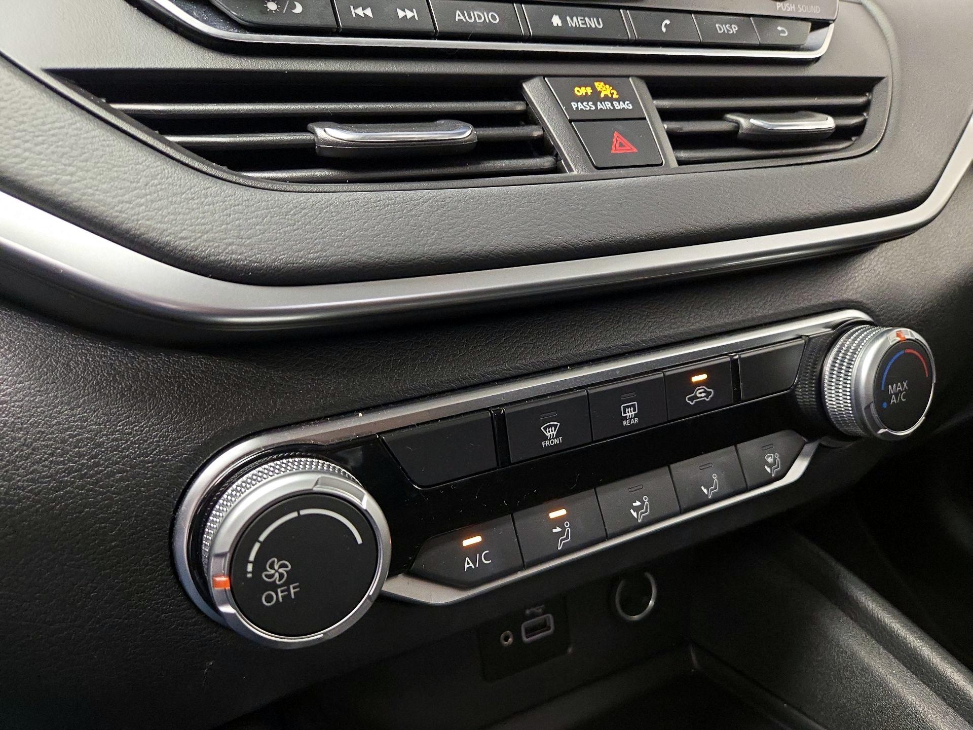 Thumbnail: 2022 Nissan Altima - 16