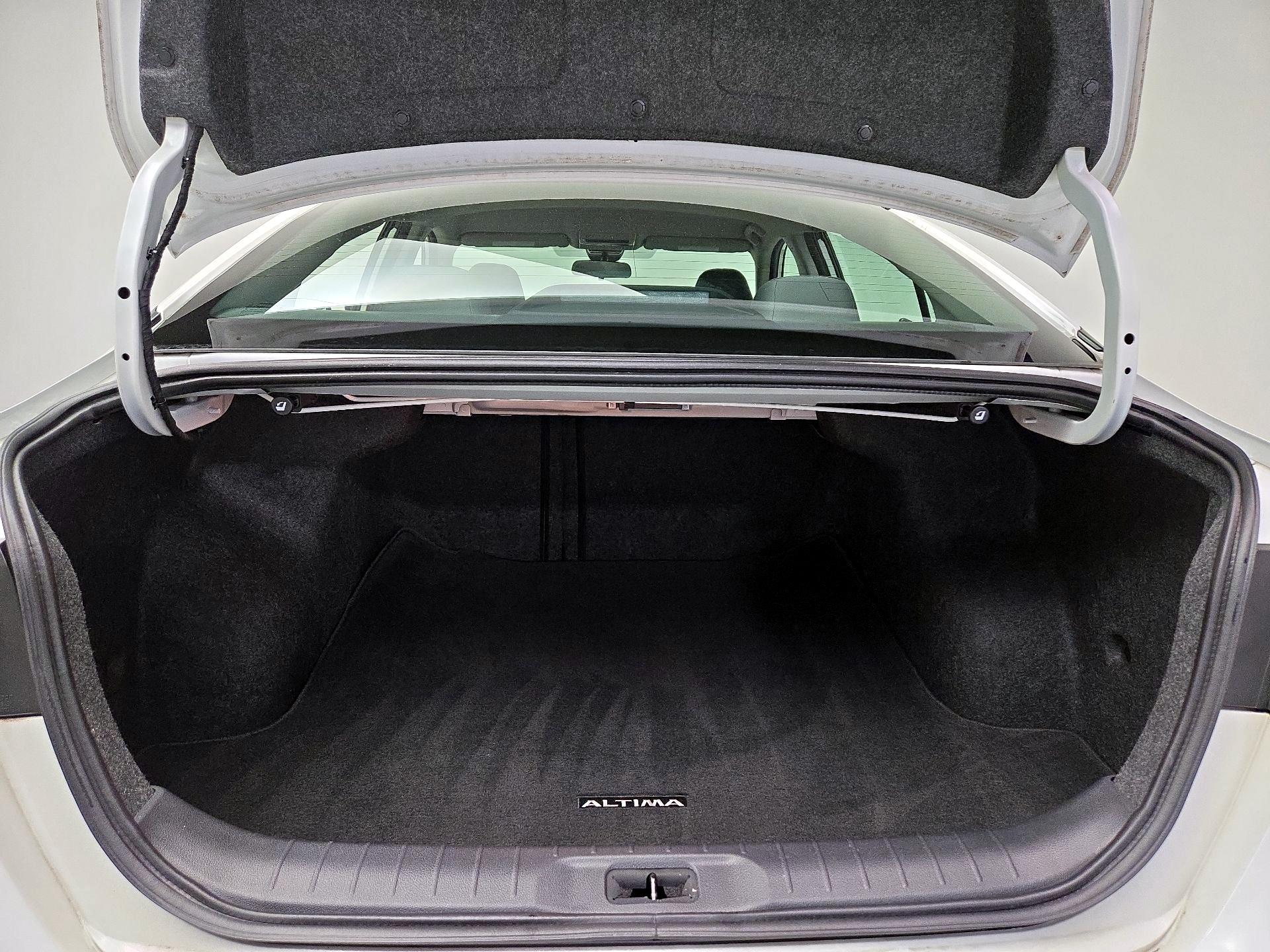 Thumbnail: 2022 Nissan Altima - 20