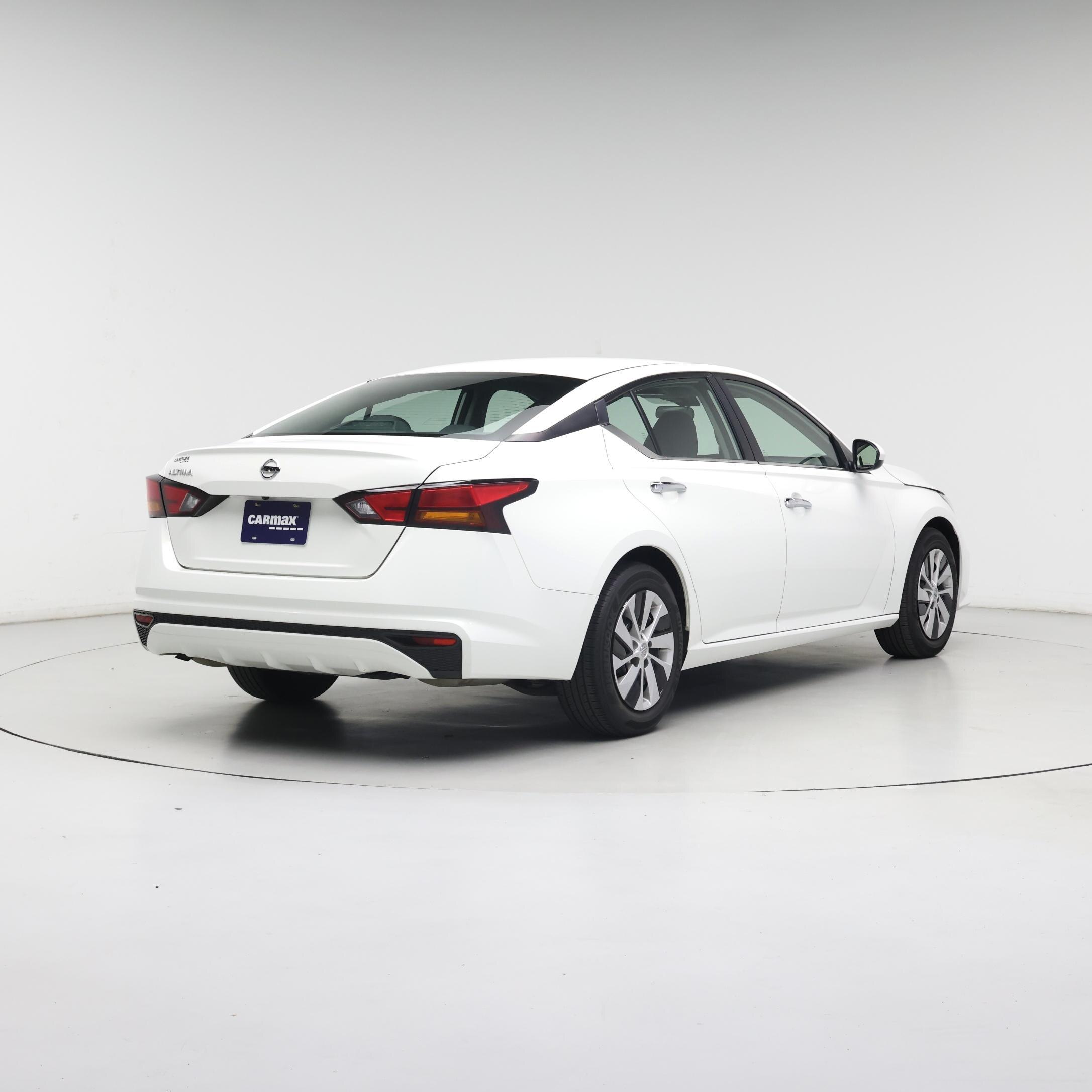 Thumbnail: 2022 Nissan Altima - 8