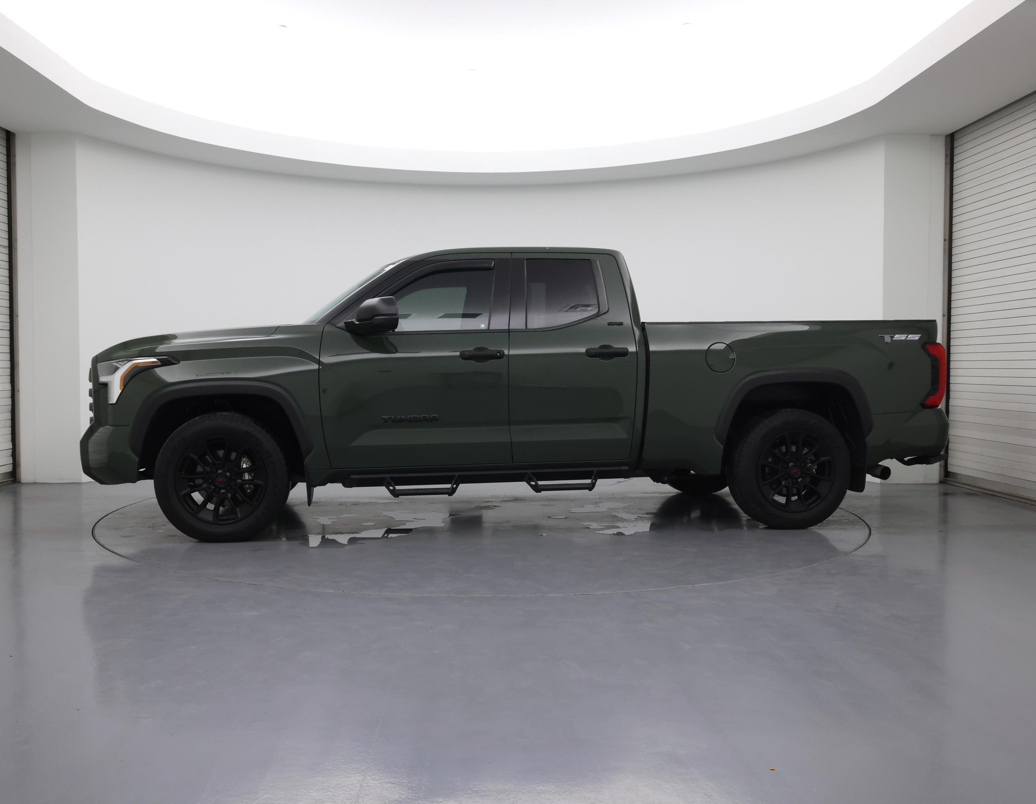 Thumbnail: 2022 Toyota Tundra - 3