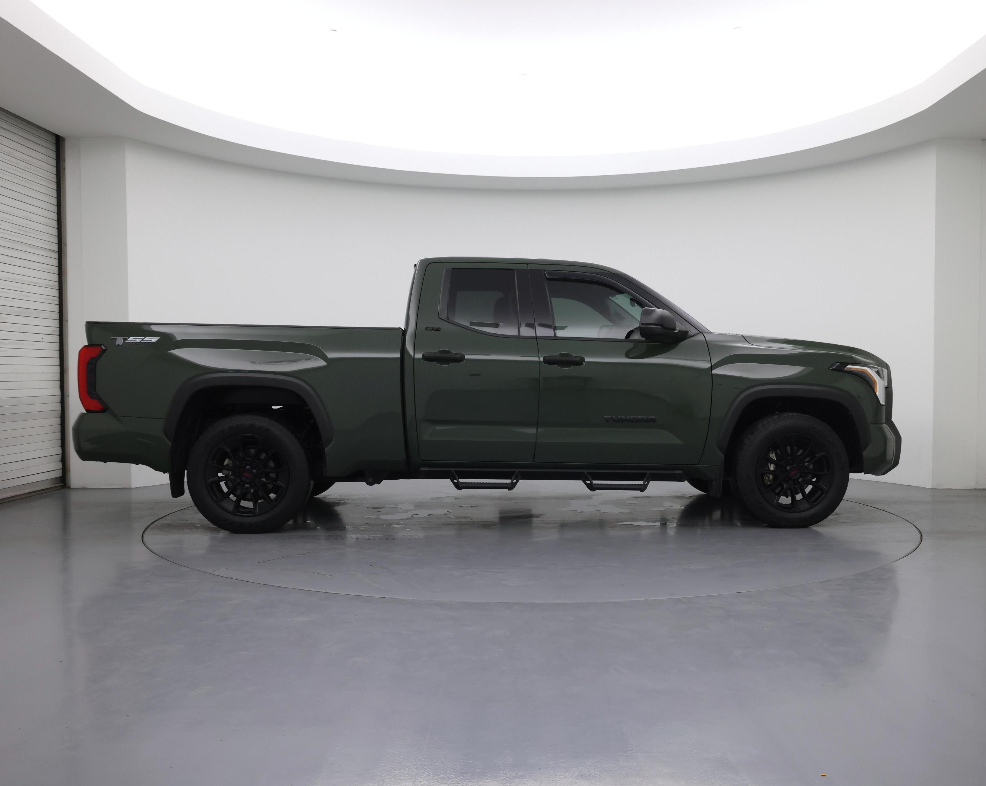 Thumbnail: 2022 Toyota Tundra - 7