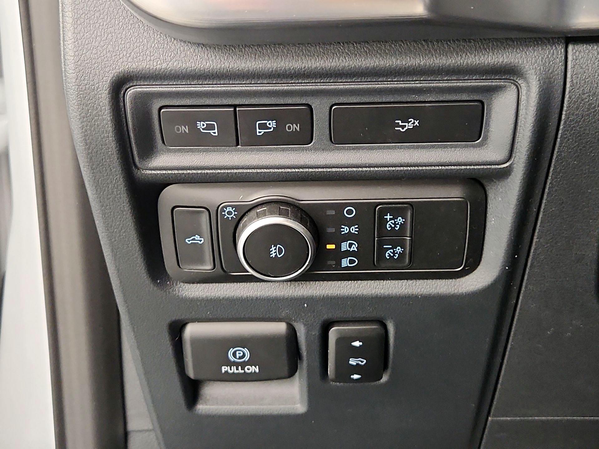 Thumbnail: 2022 Ford F-150 - 13