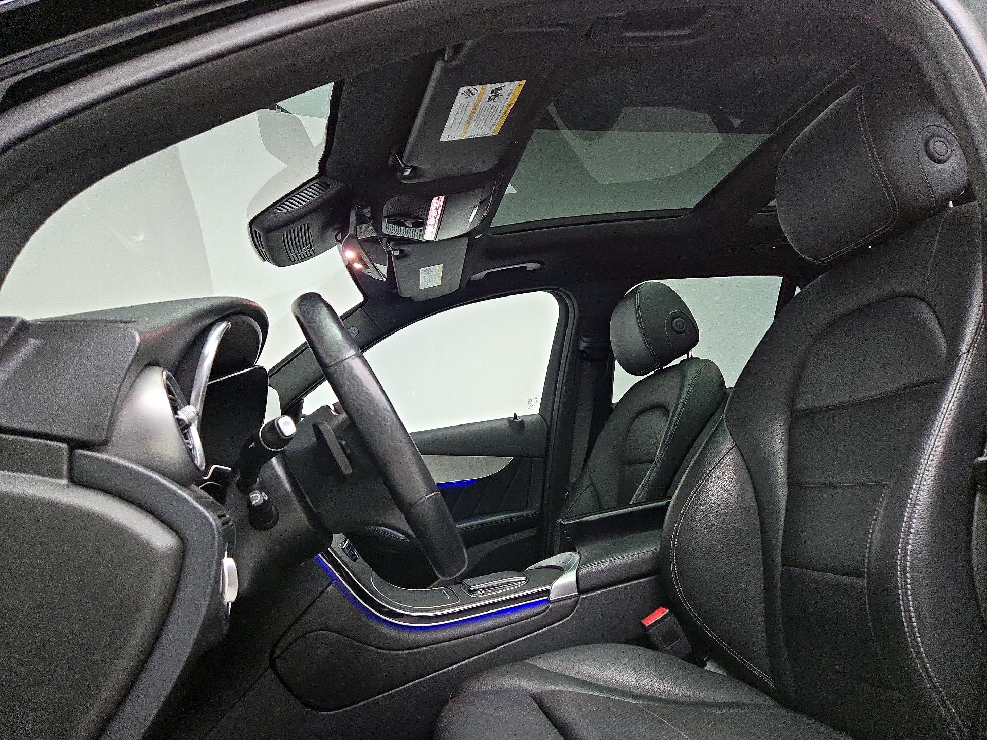 Thumbnail: 2021 Mercedes-Benz GLC - 19