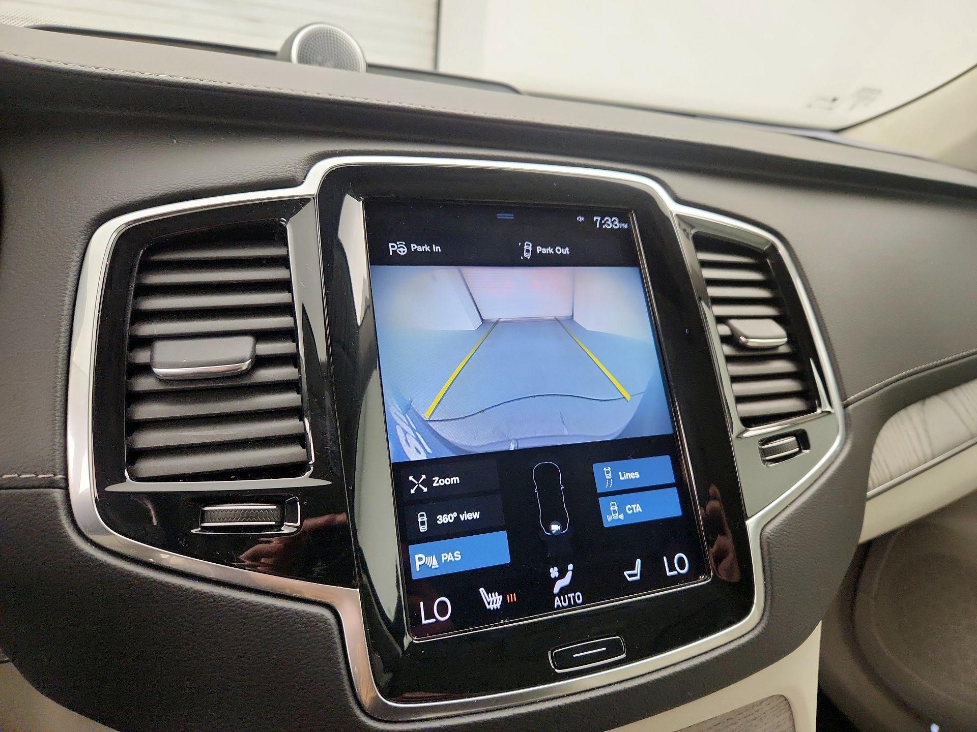 Thumbnail: 2021 Volvo XC90 - 14