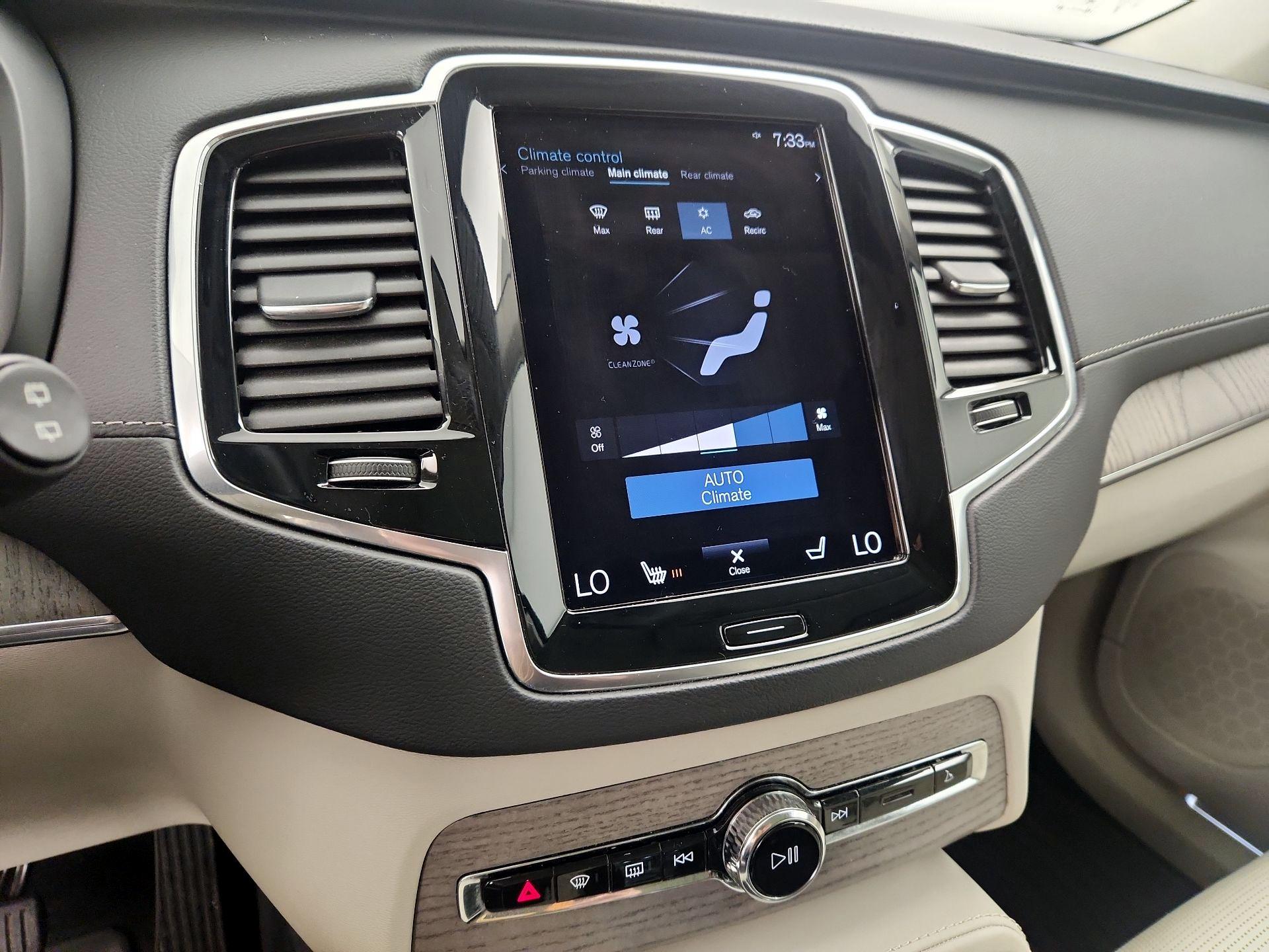 Thumbnail: 2021 Volvo XC90 - 16