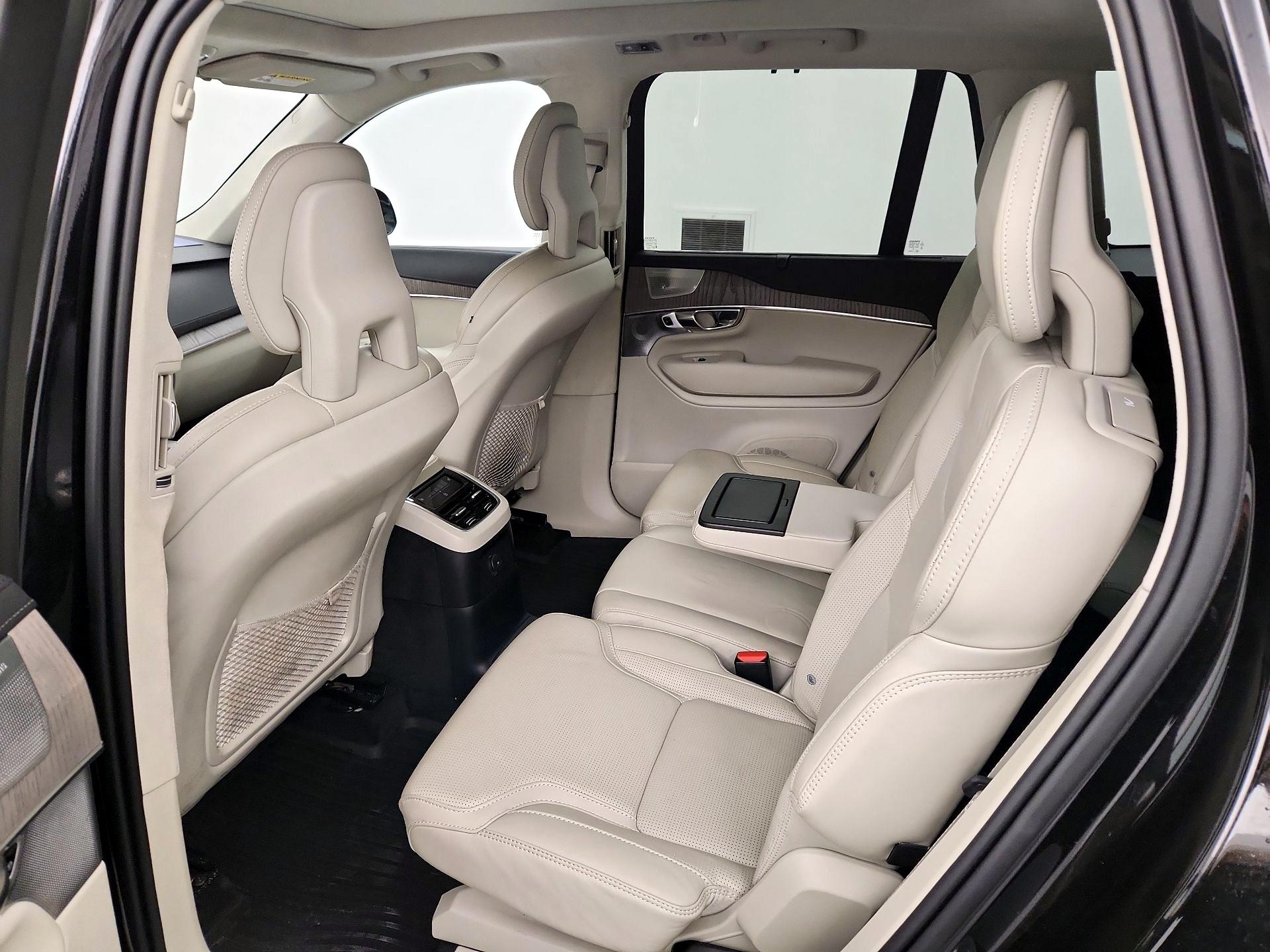 Thumbnail: 2021 Volvo XC90 - 20