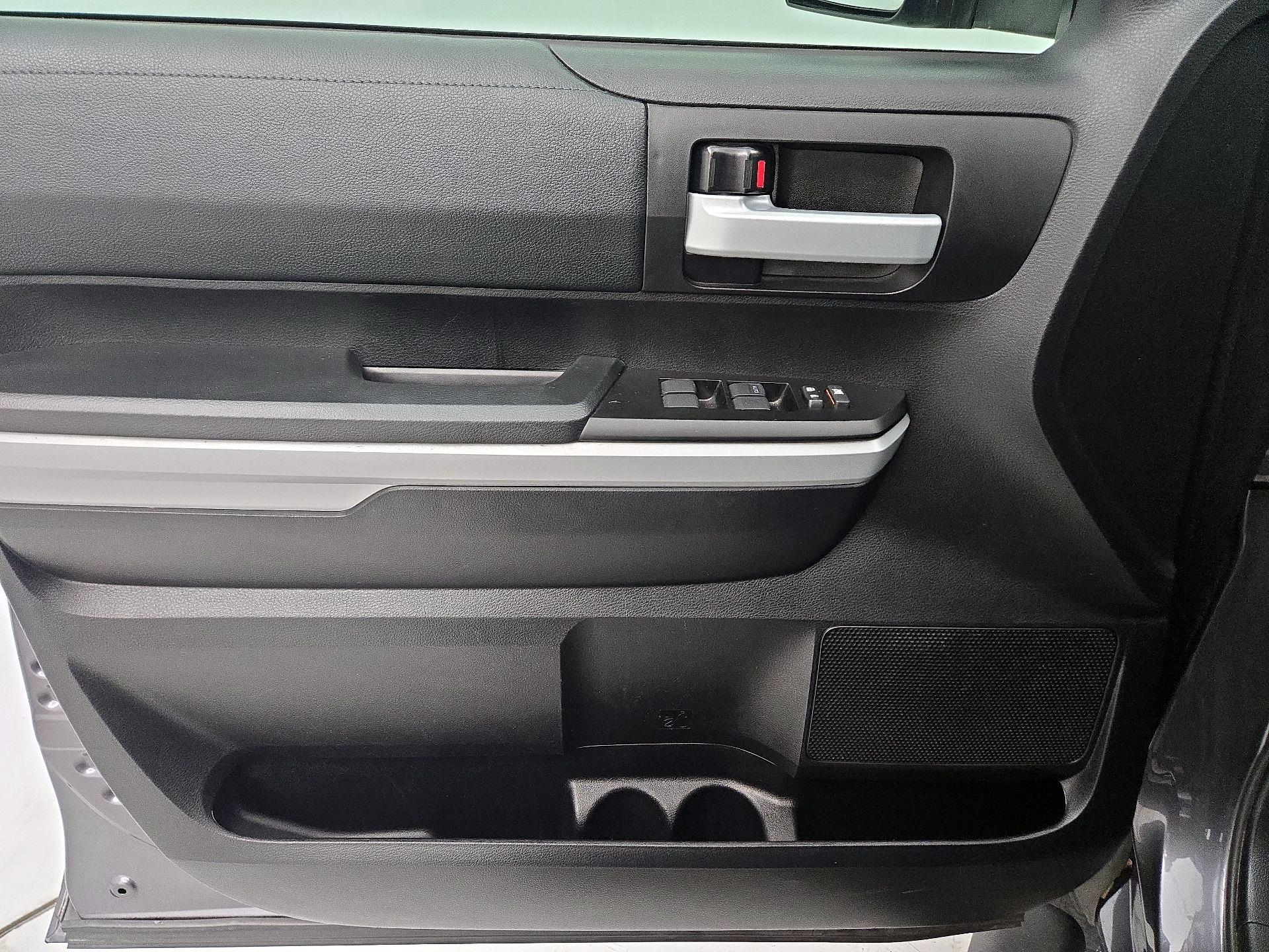 Thumbnail: 2021 Toyota Tundra - 12