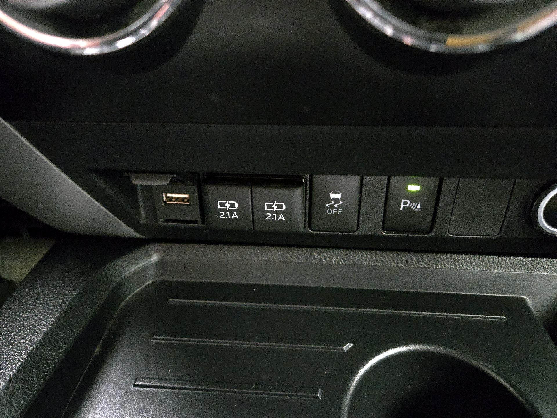 Thumbnail: 2021 Toyota Tundra - 18