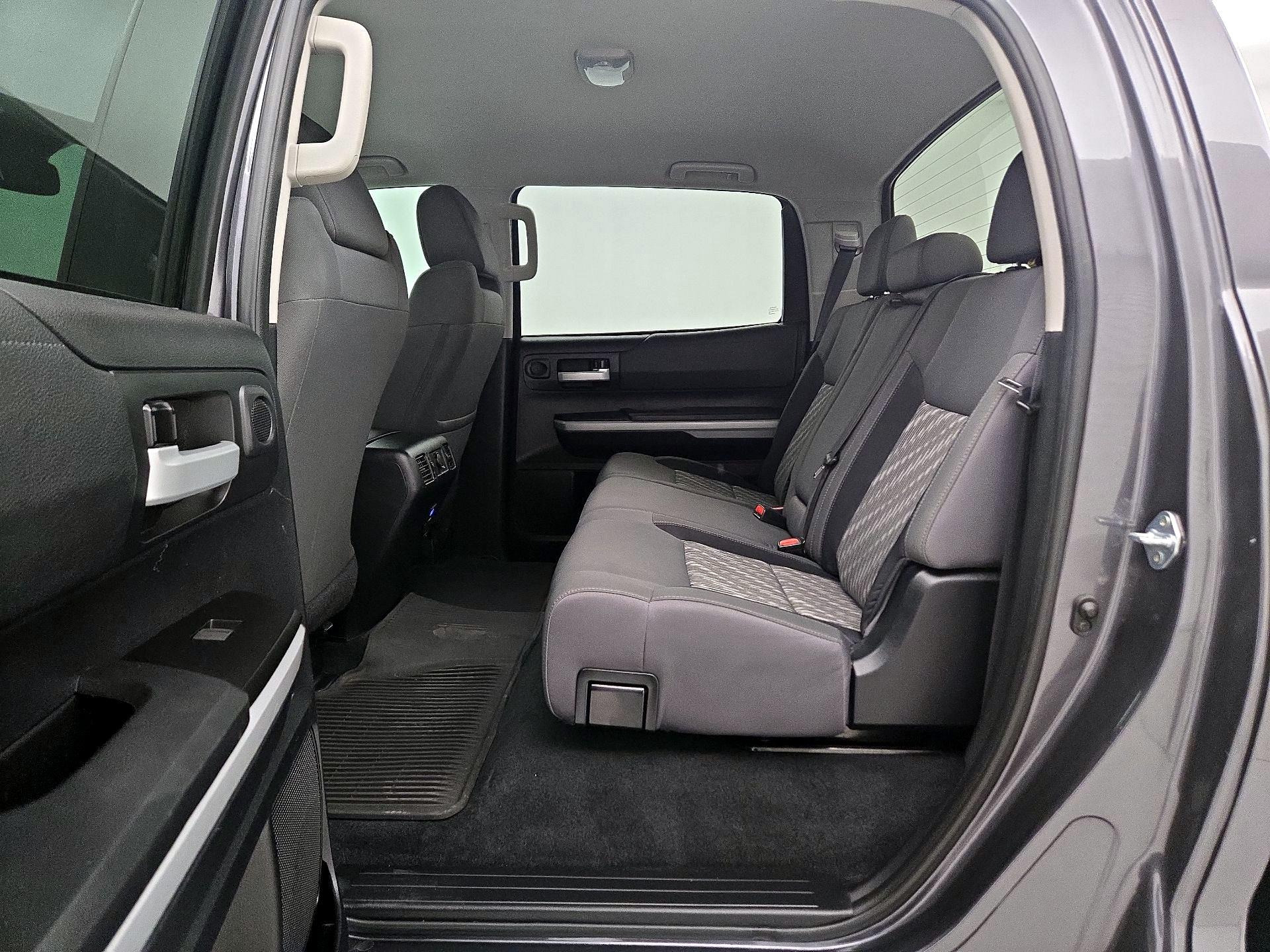 Thumbnail: 2021 Toyota Tundra - 19