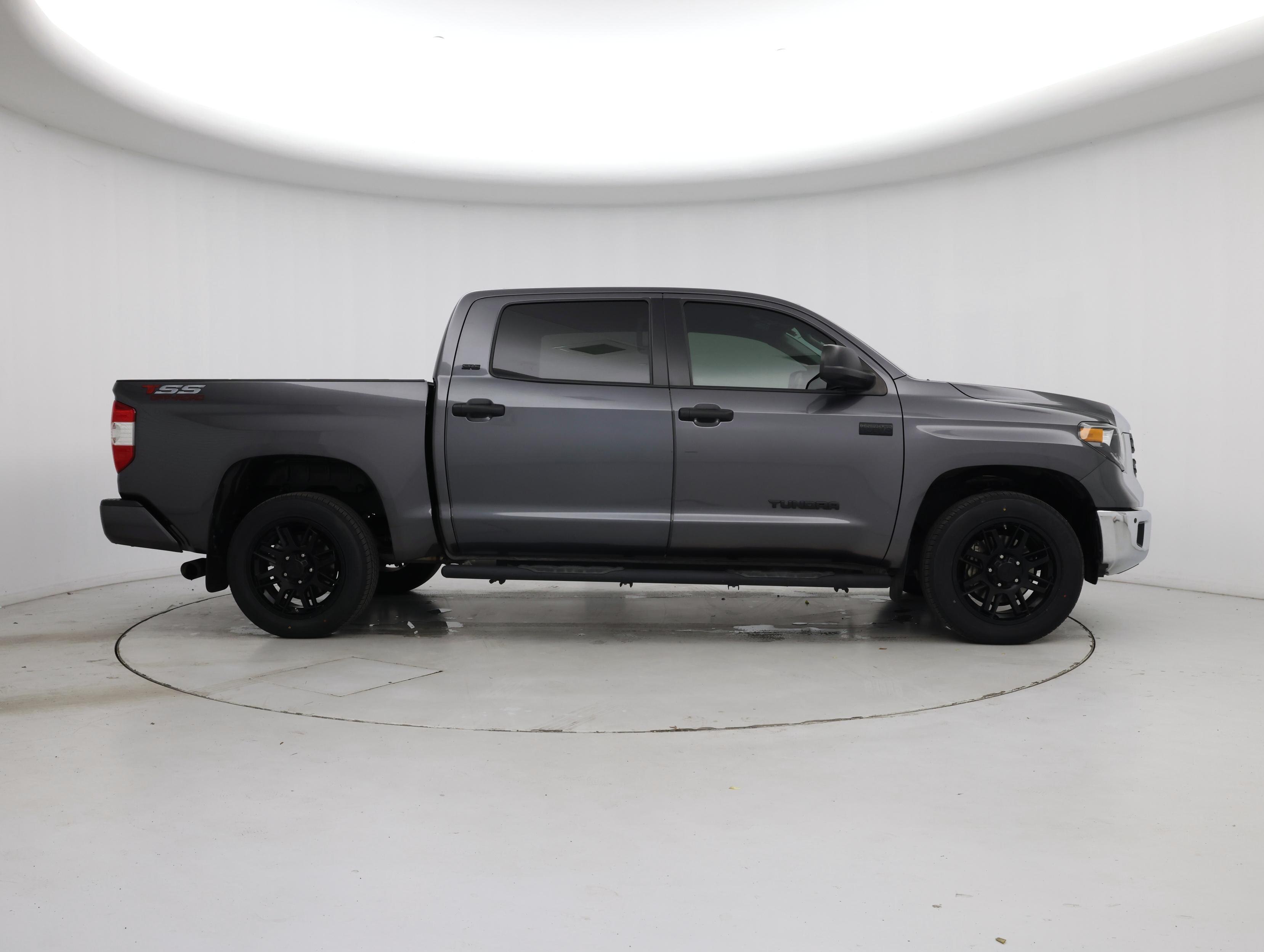 Thumbnail: 2021 Toyota Tundra - 7