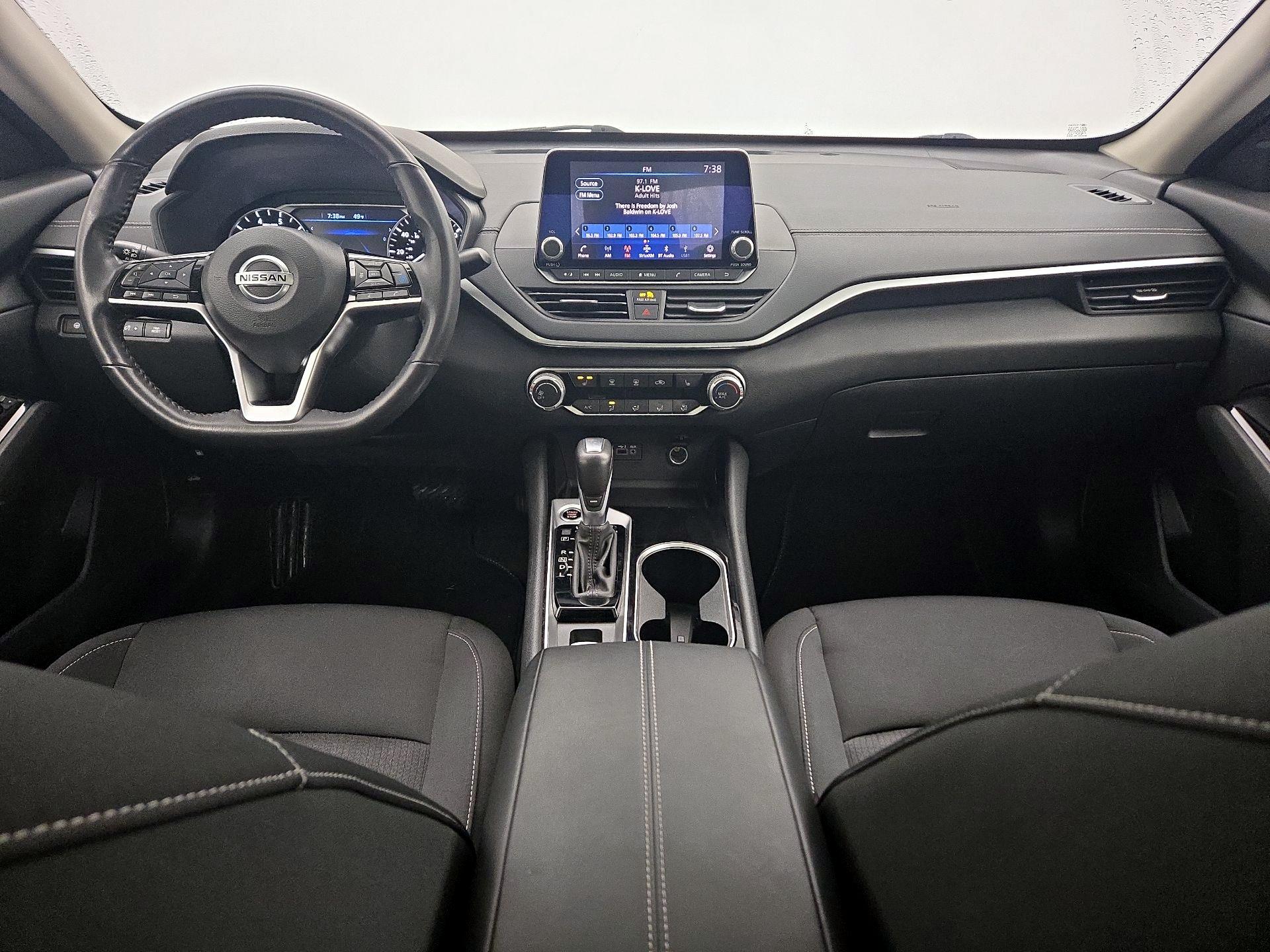 Thumbnail: 2022 Nissan Altima - 9