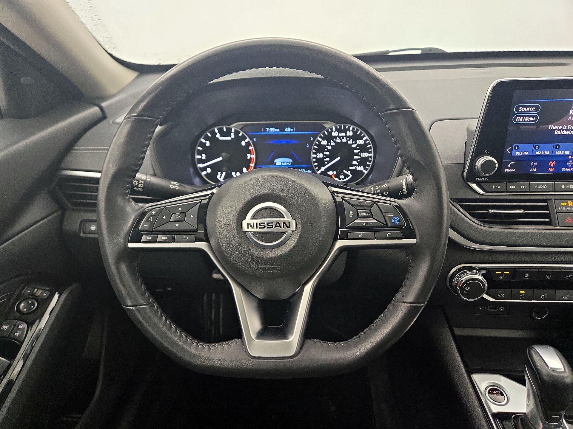 Thumbnail: 2022 Nissan Altima - 10