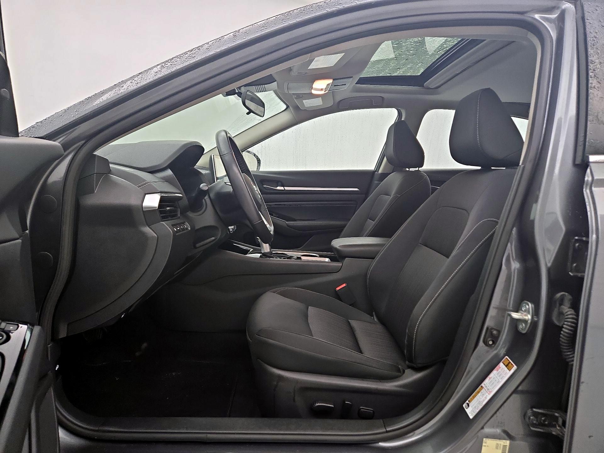 Thumbnail: 2022 Nissan Altima - 11