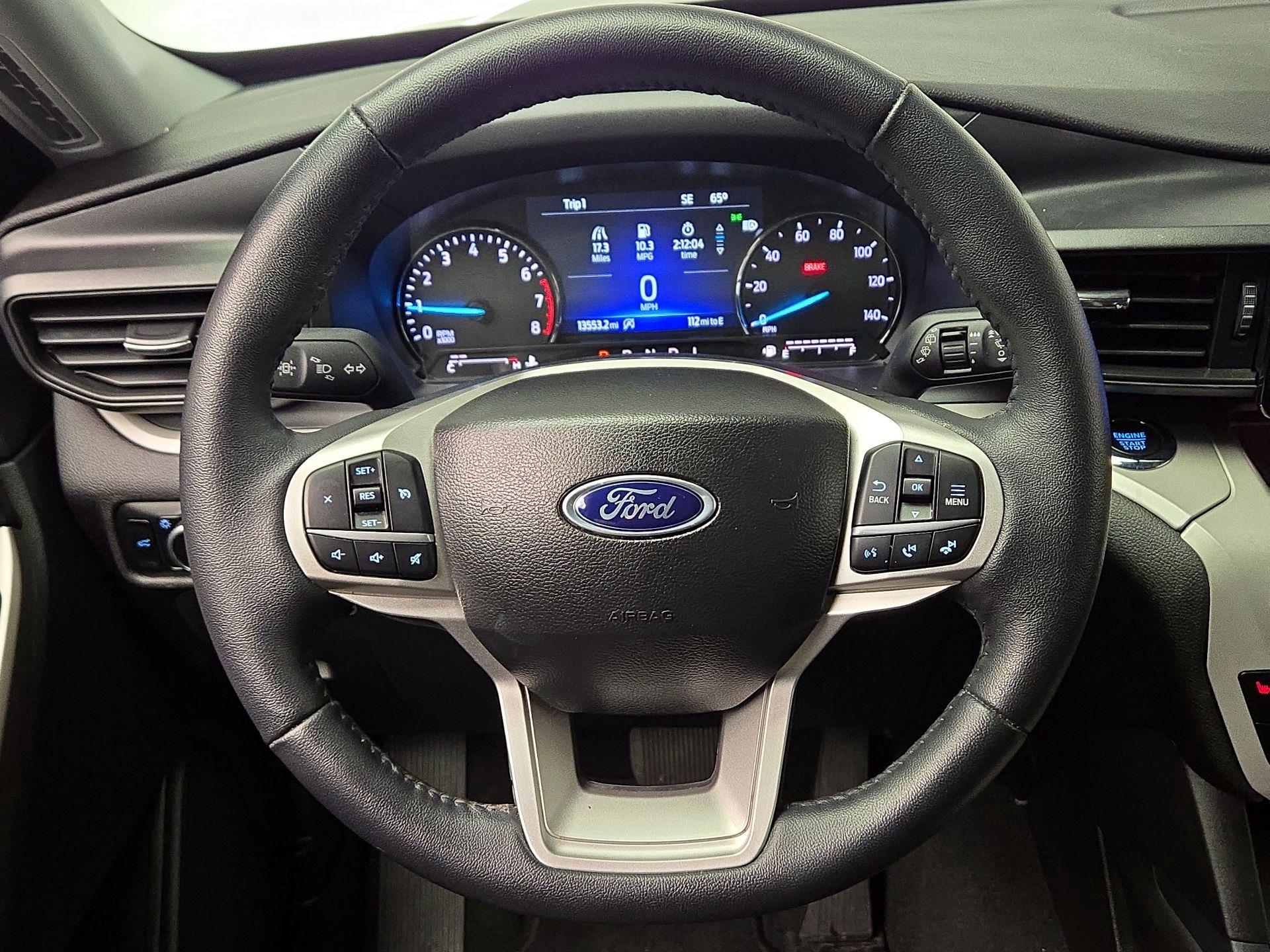 Thumbnail: 2023 Ford Explorer - 10