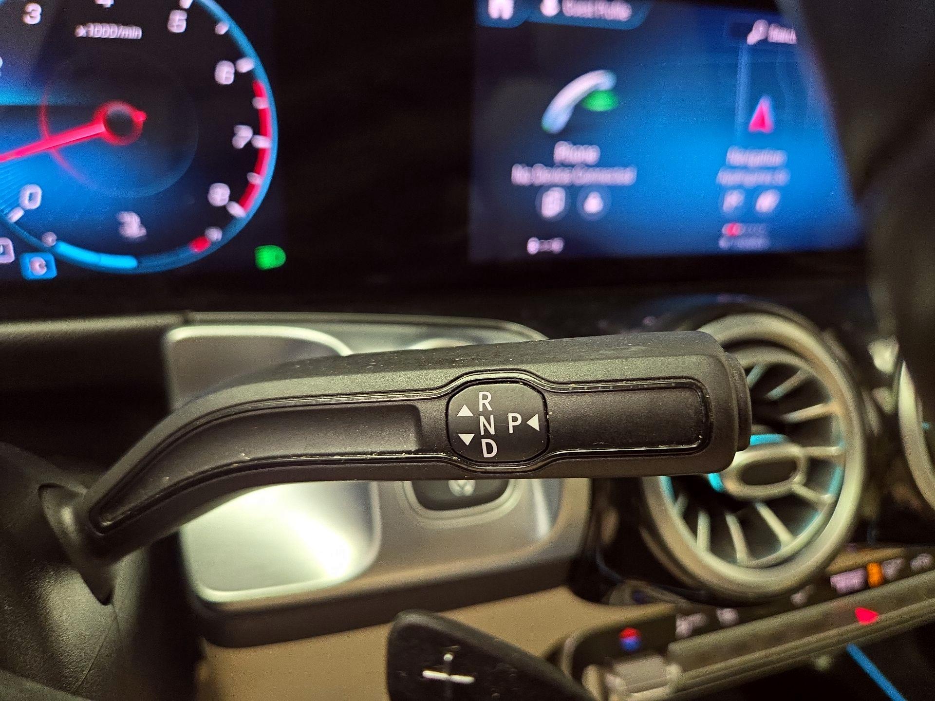 Thumbnail: 2021 Mercedes-Benz GLB - 18