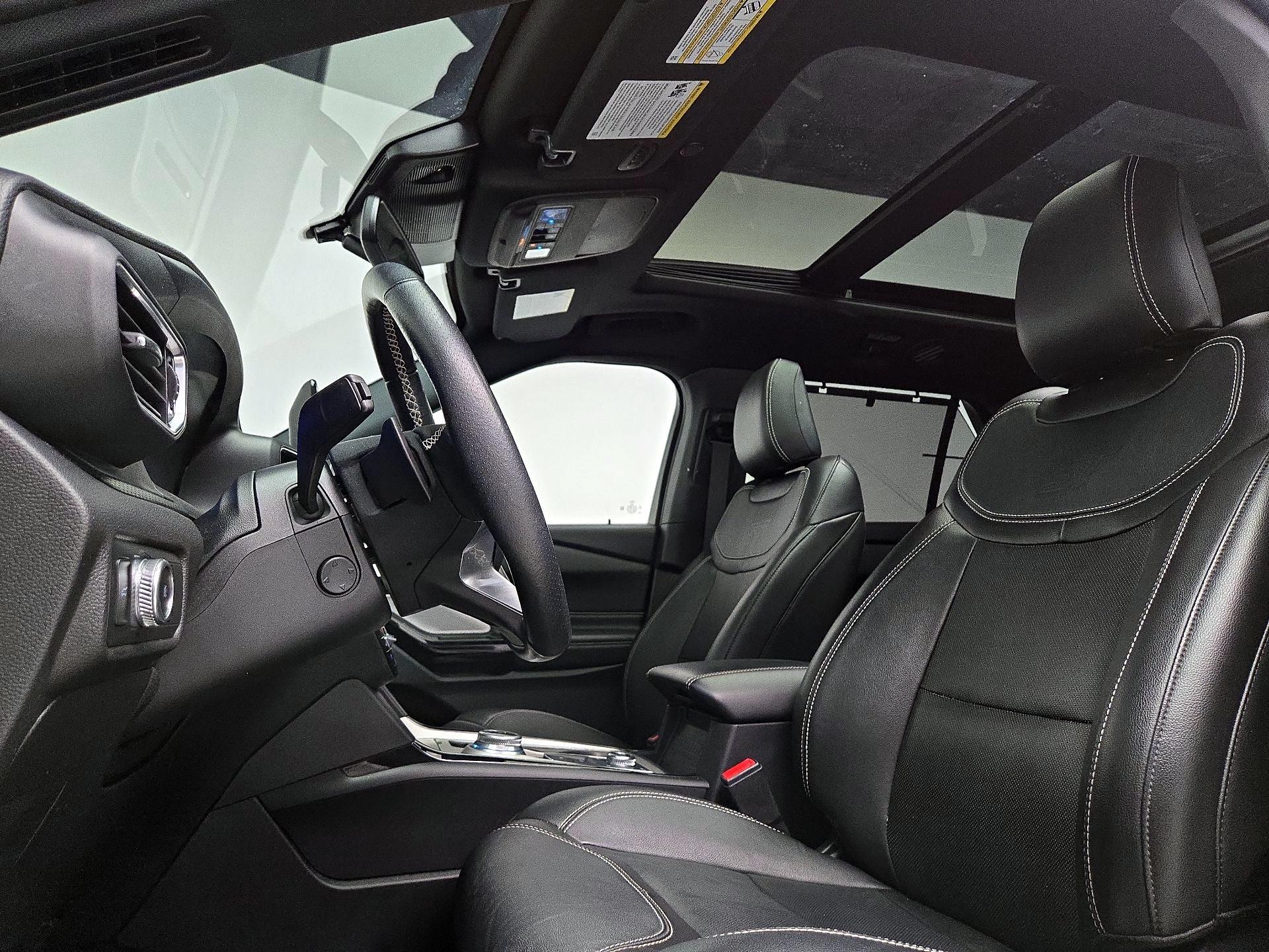 Thumbnail: 2022 Ford Explorer - 20