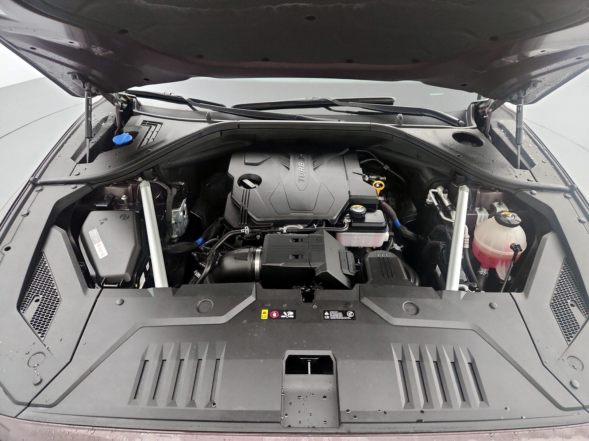 Thumbnail: 2023 Genesis GV70 - 20