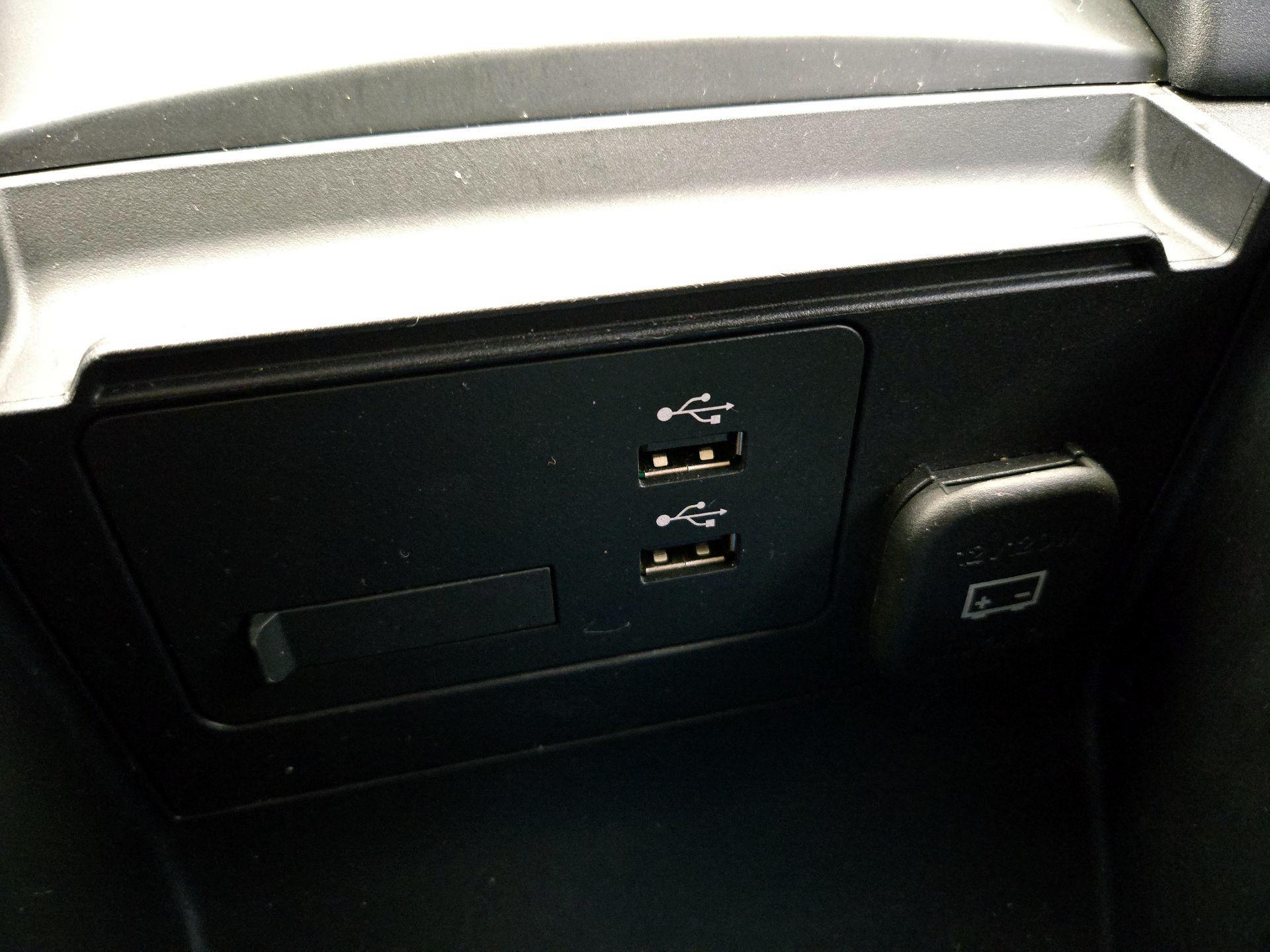 Thumbnail: 2022 Mazda Mazda3 - 19