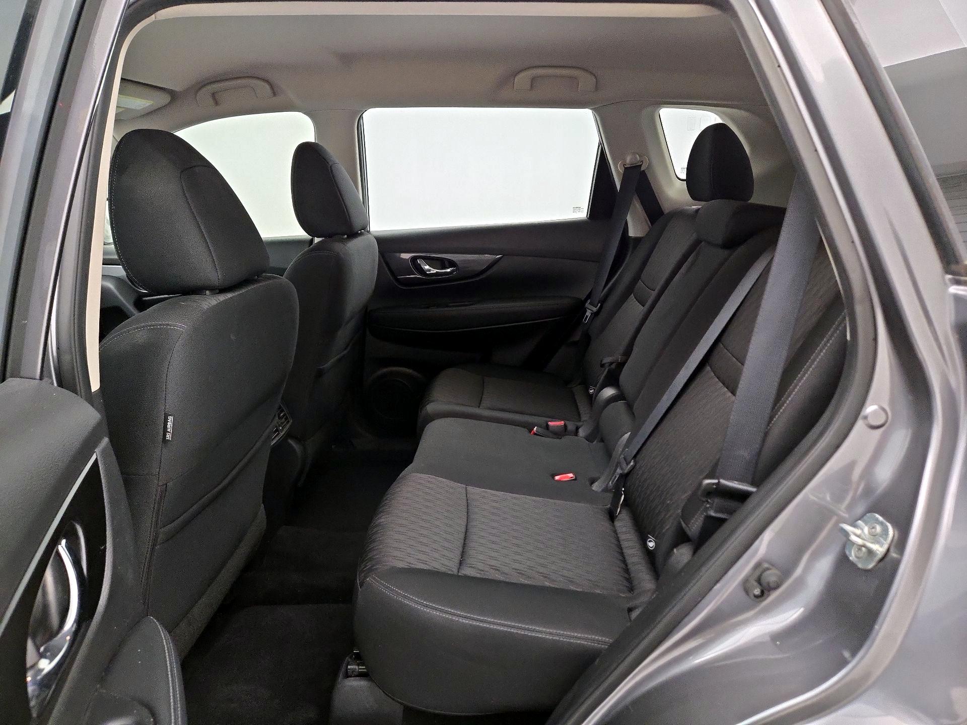 Thumbnail: 2018 Nissan Rogue - 19