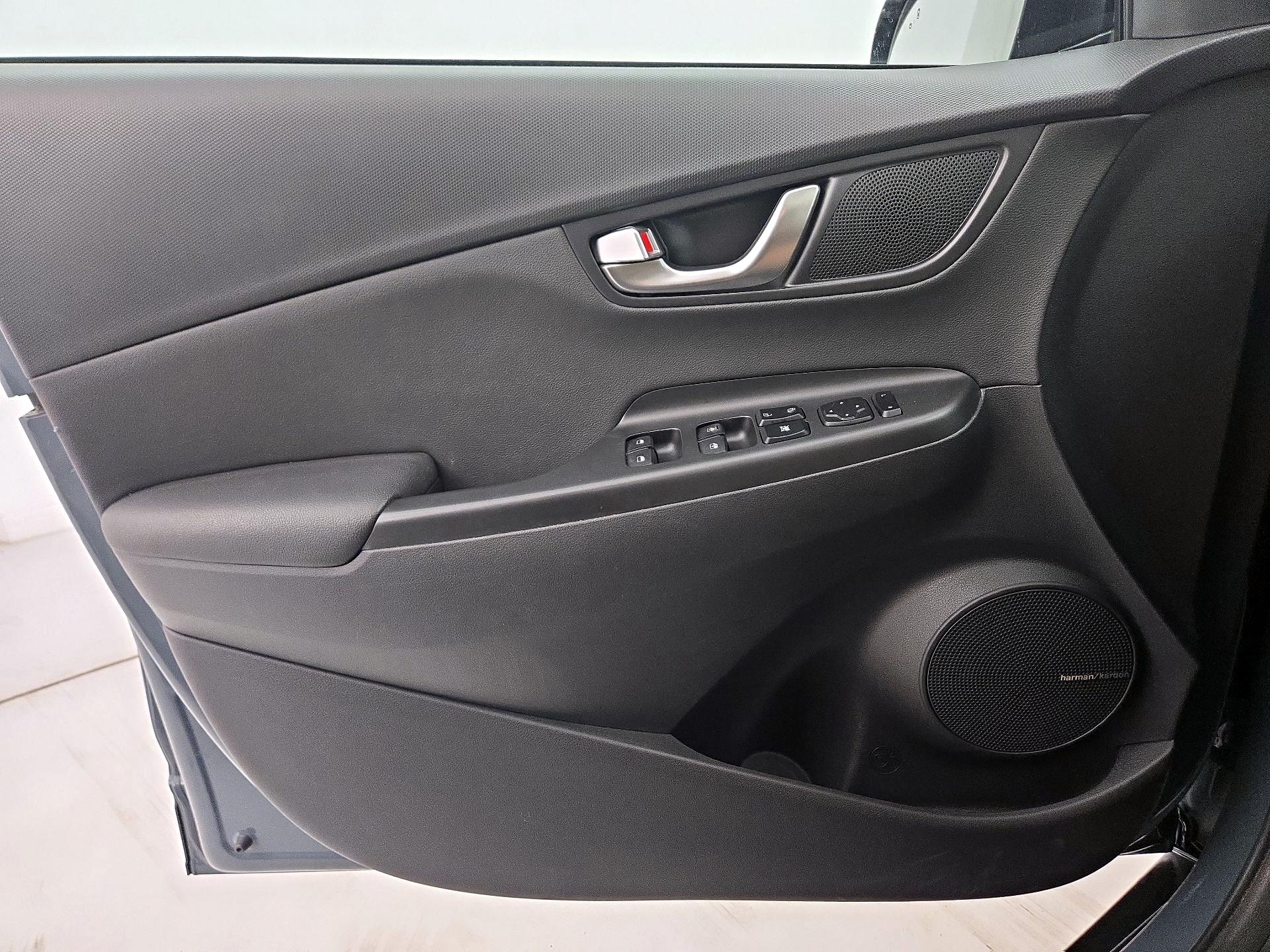 Thumbnail: 2022 Hyundai Kona - 12