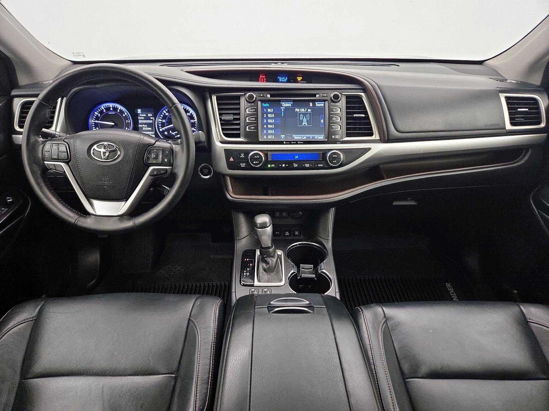 Thumbnail: 2017 Toyota Highlander - 9