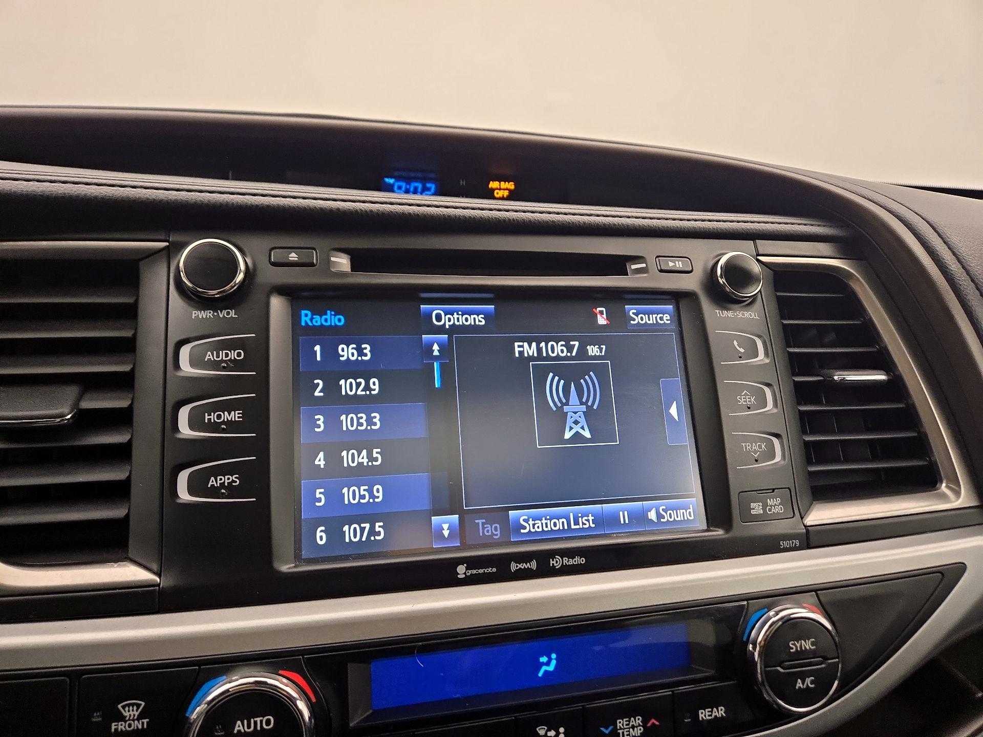 Thumbnail: 2017 Toyota Highlander - 15