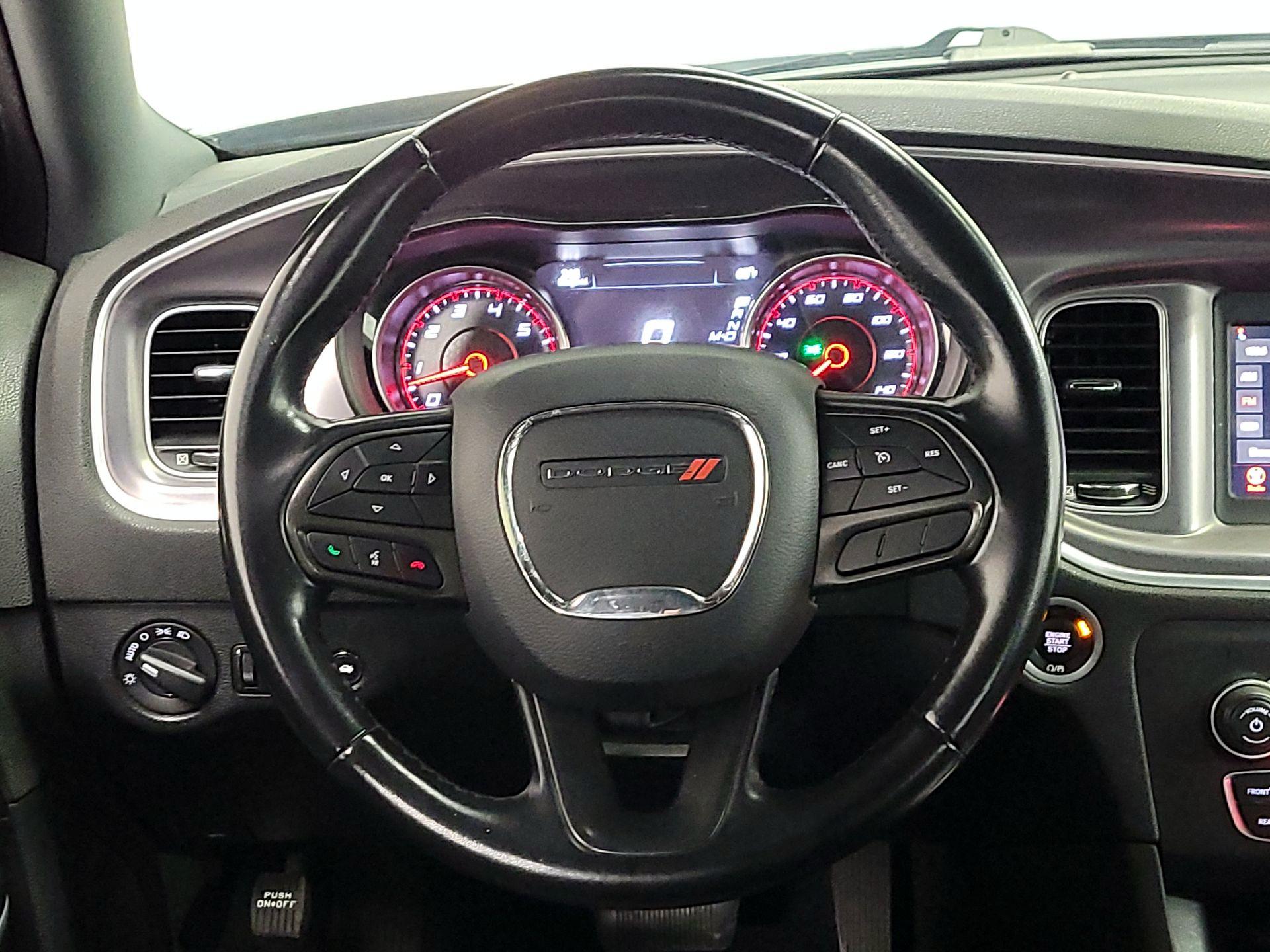 Thumbnail: 2020 Dodge Charger - 10