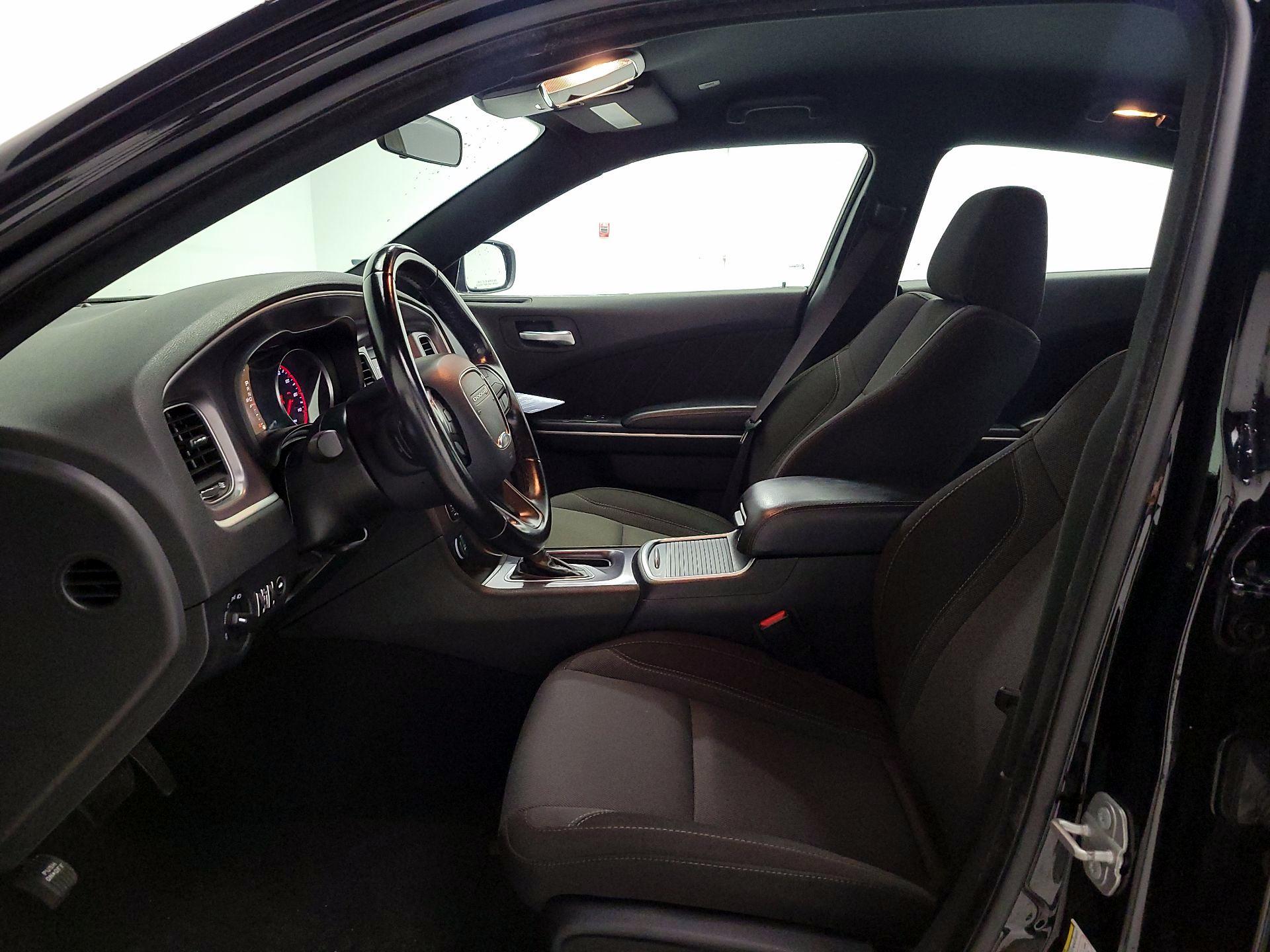 Thumbnail: 2020 Dodge Charger - 11