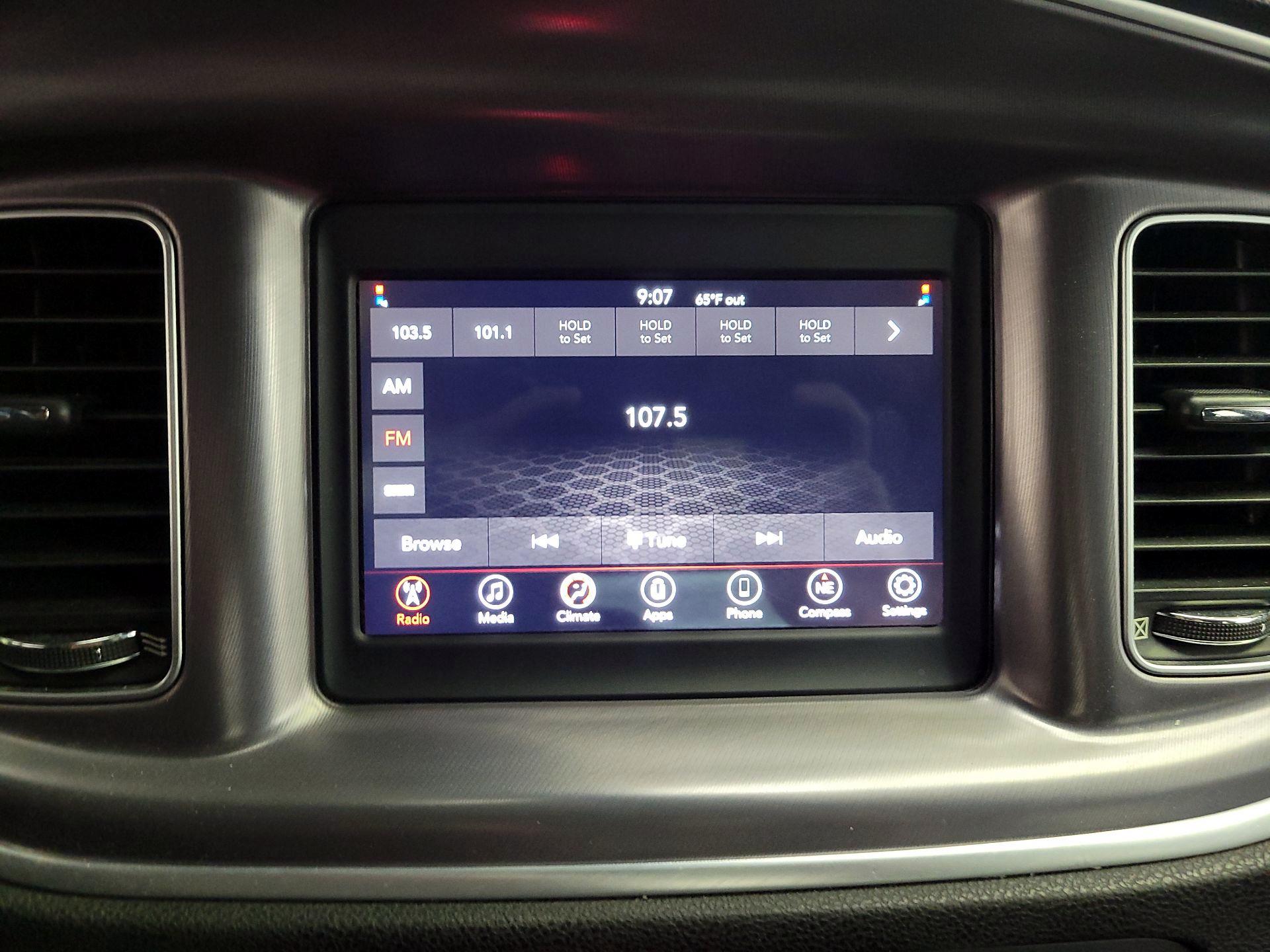 Thumbnail: 2020 Dodge Charger - 15