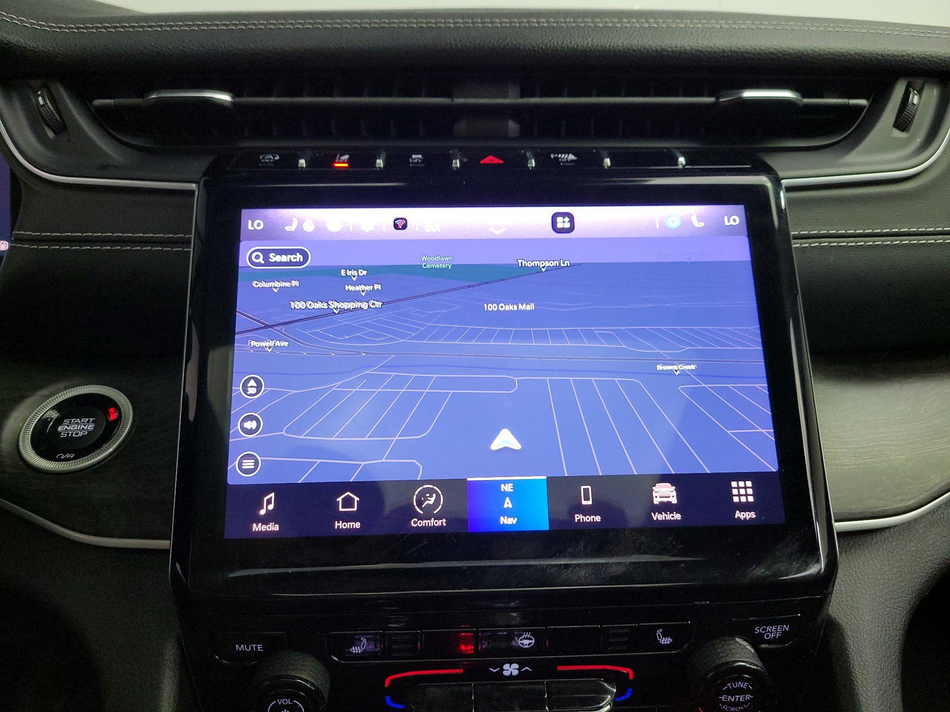 Thumbnail: 2022 Jeep Grand Cherokee L - 14