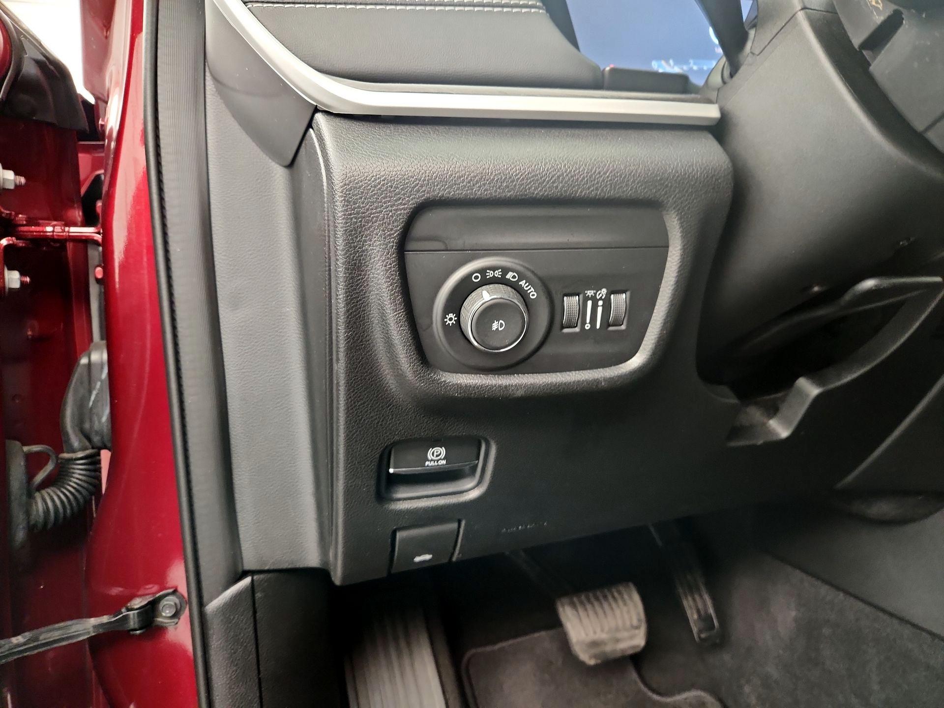 Thumbnail: 2022 Jeep Grand Cherokee L - 13