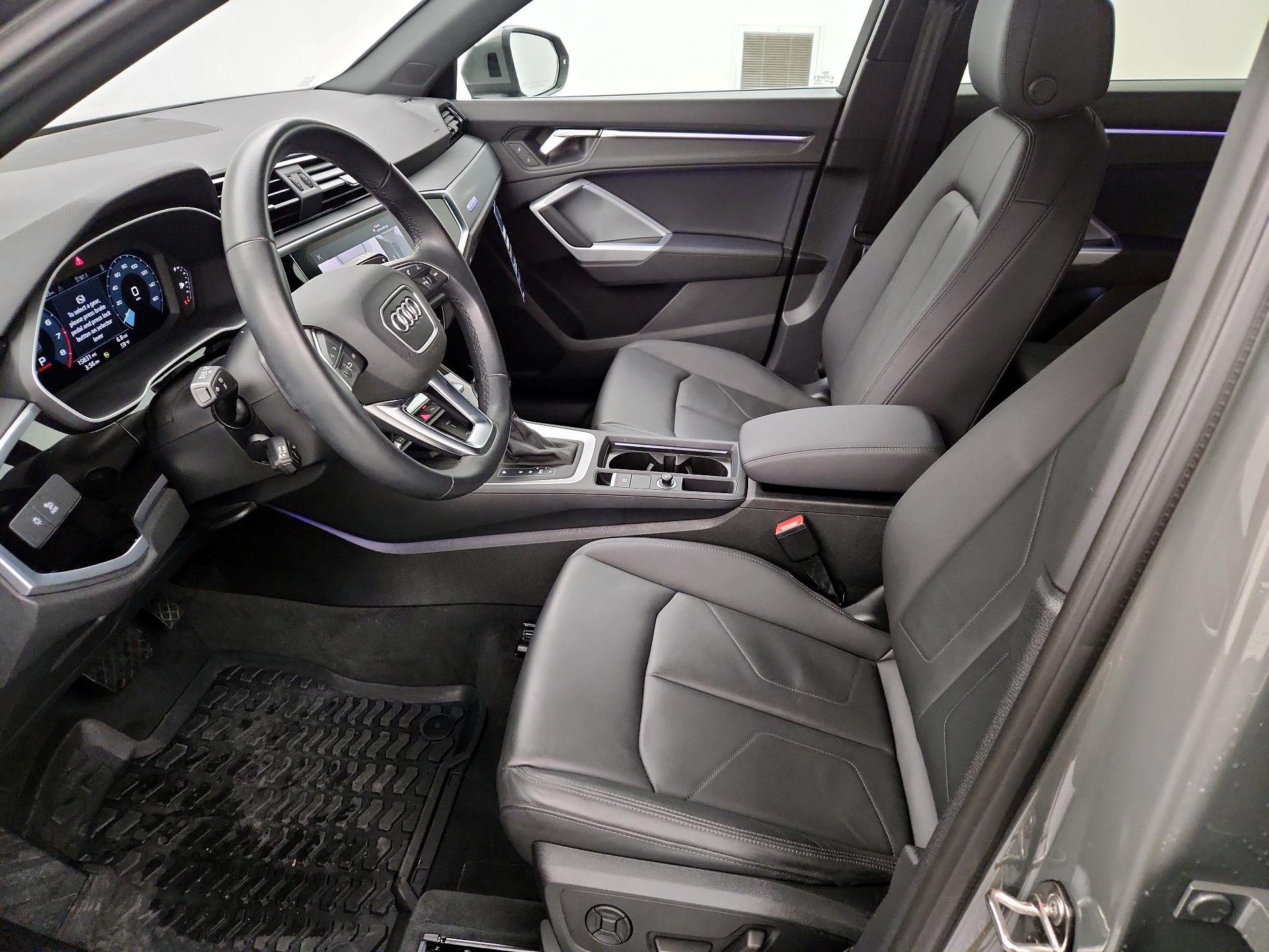 Thumbnail: 2022 Audi Q3 - 11